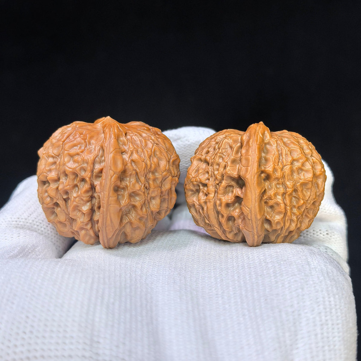 “Blood Qilin” Xue Qilin Wenwan Walnut Pair | Compact 37mm Collector Pair | 37.0mm × 37.0mm | XQL-1102 - ThePatinaProject