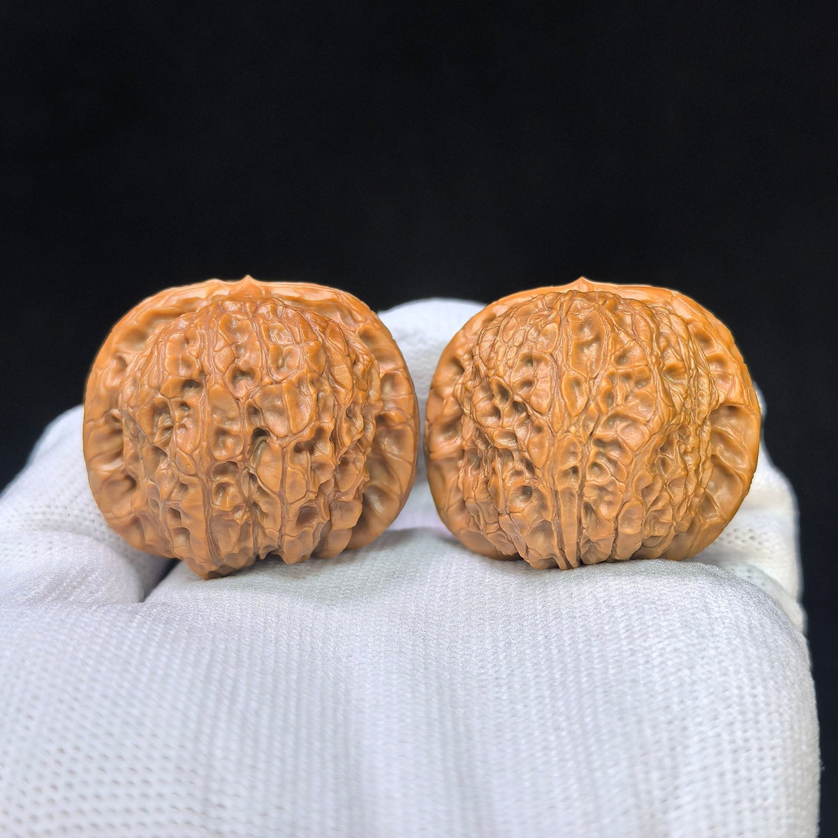 “Blood Qilin” Xue Qilin Wenwan Walnut Pair | Compact 37mm Collector Pair | 37.0mm × 37.0mm | XQL-1102 - ThePatinaProject