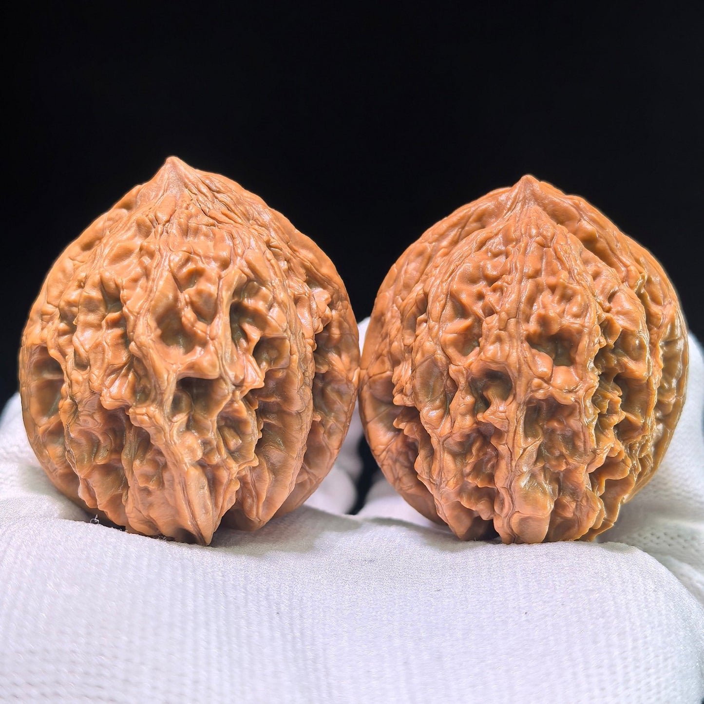 [Boutique Grade] The "Dagu Stone" (Da Gu Shi) Matched Pair | 42.0mm x 43.0mm | DGS-1201C - ThePatinaProject