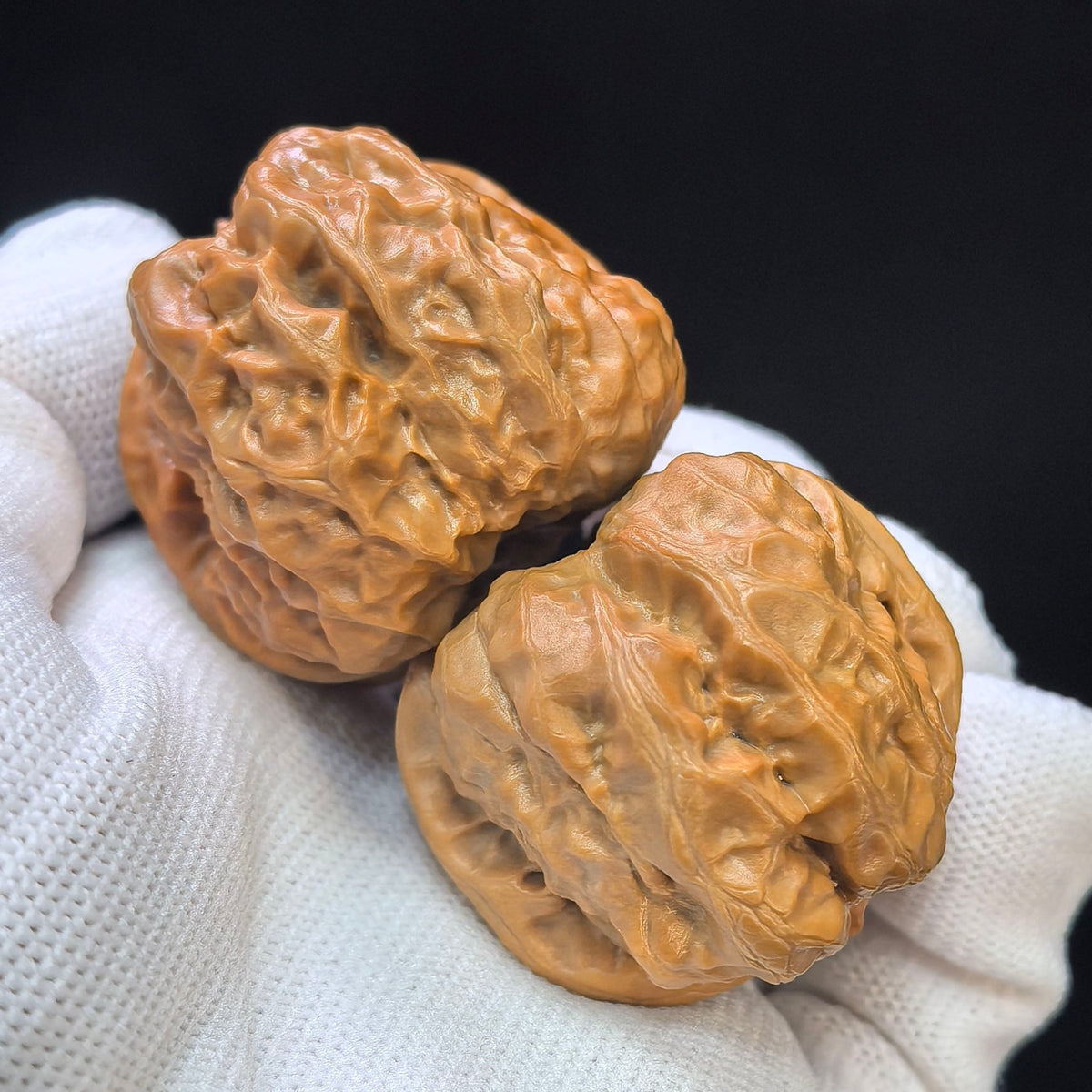 Broad-Bodied Deep-Textured Toad Head Wenwan Walnut Pair — 36.0mm x 41.0mm | HMT-1504C - ThePatinaProject