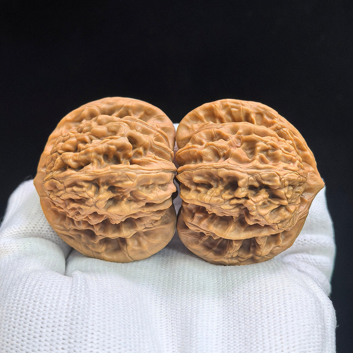 Broad-Crowned Deep-Textured Xiayunling Wenwan Walnut Pair — 45.0mm x 42.0mm | XYL-17C0C - ThePatinaProject