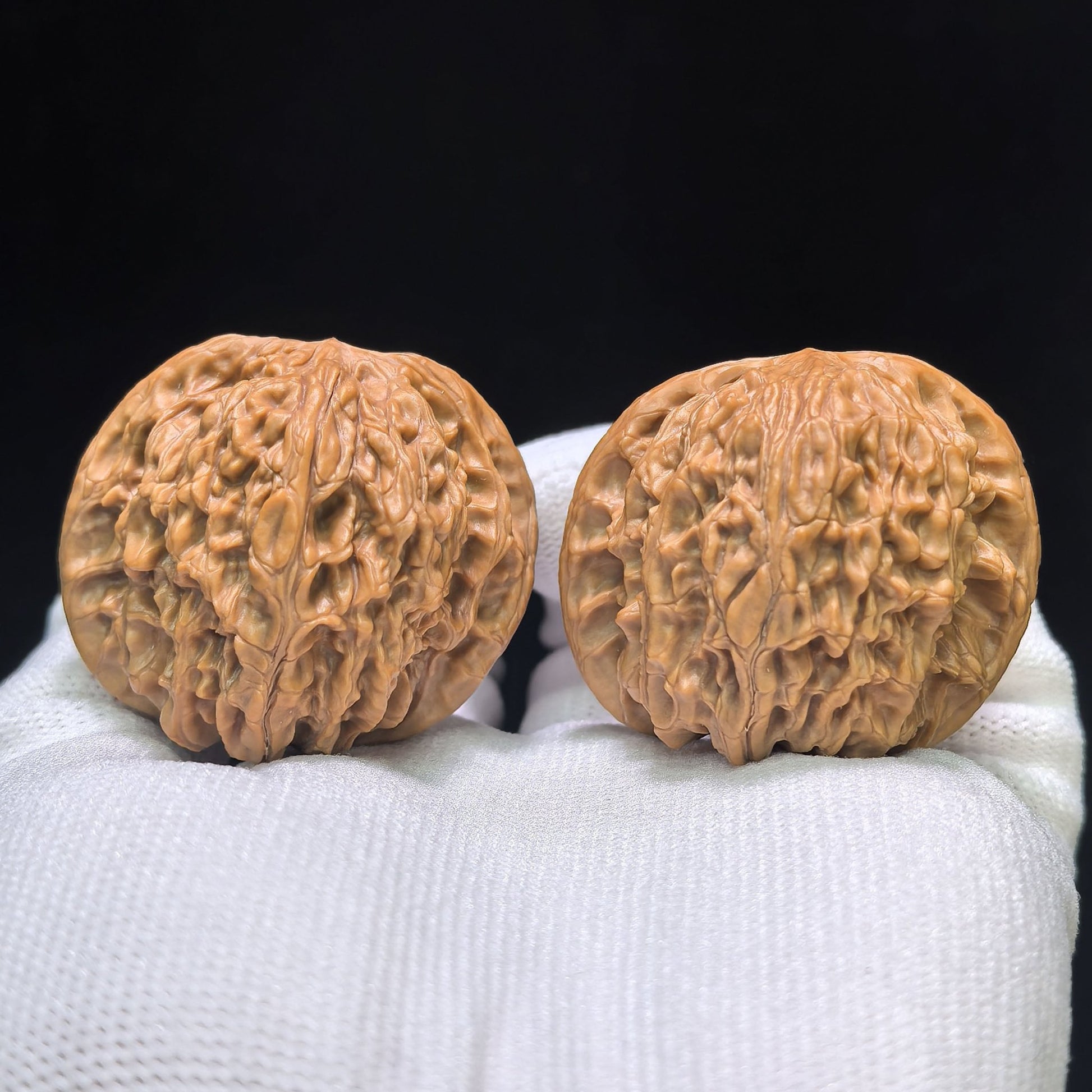 "Butterfly Millstone" Hudie Mopan Low-Profile Wenwan Walnuts Pair | 41.0mm x 37.0mm | MP-1505C - ThePatinaProject