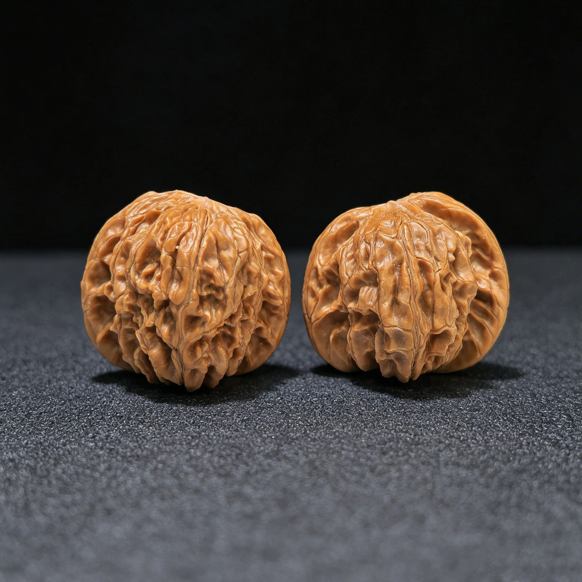 "Butterfly Millstone" Hudie Mopan MP-1403 Low-Profile Wenwan Walnuts Pair | 38.0mm x 38.0mm | MP-1403 - ThePatinaProject