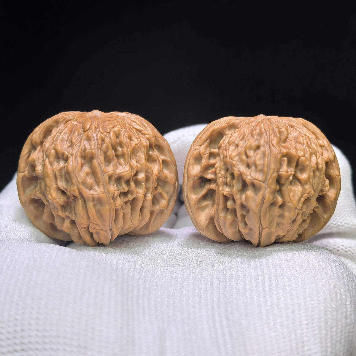 "Classic Millstone" Mopan Low-Profile Wenwan Walnuts Pair | 39.0mm x 38.0mm | MP-1504C - ThePatinaProject