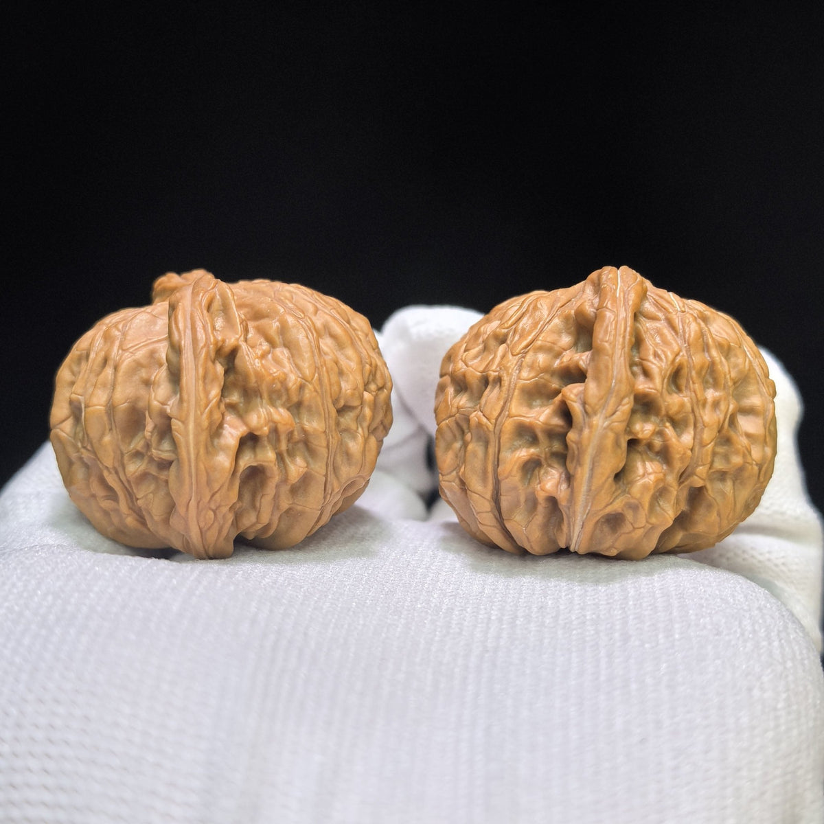"Classic Millstone" Zheng Mopan Low-Profile Wenwan Walnuts Pair | 42.0mm x 38.0mm | MP-1506C - ThePatinaProject