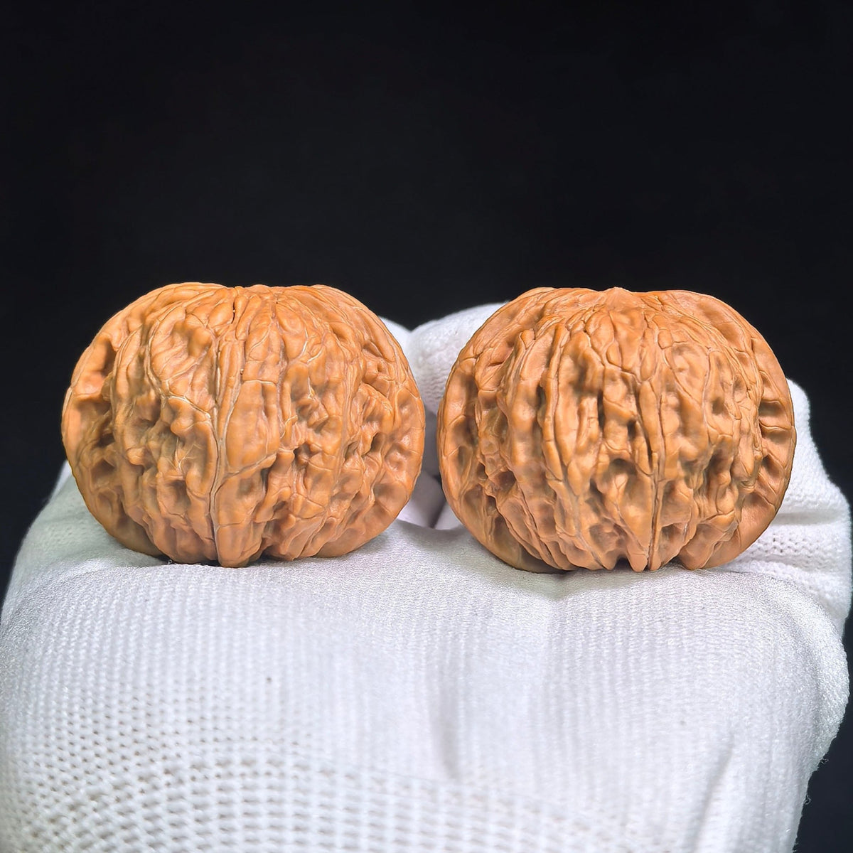"Classic Mopan / Millstone" Heirloom Collection Wenwan Walnuts Pair | 42.0mm x 41.0mm | MP-1002 - ThePatinaProject