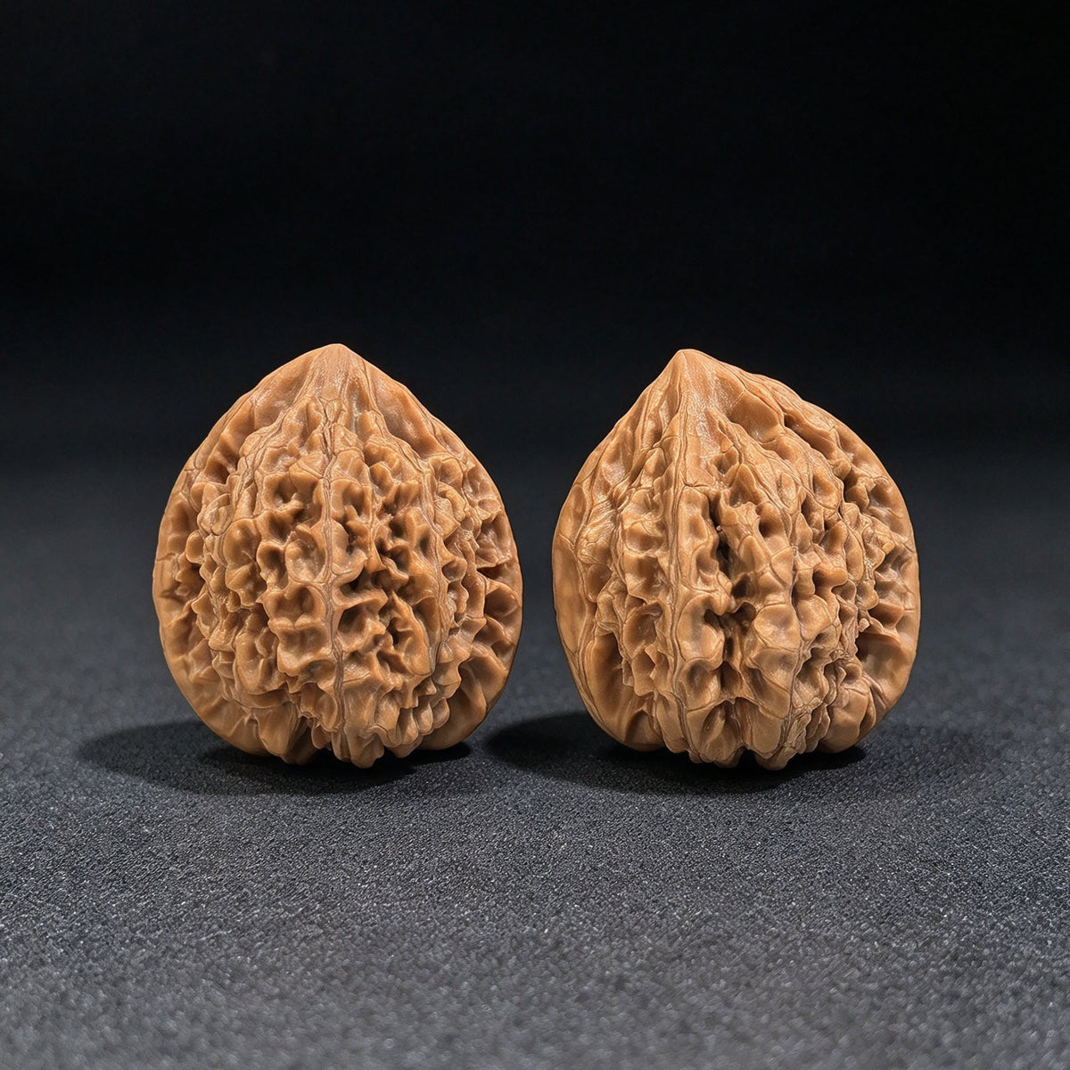 Classic Official Hat Wenwan Walnut Pair | 40.0mm × 36.0mm | GM-SY1I0 - ThePatinaProject