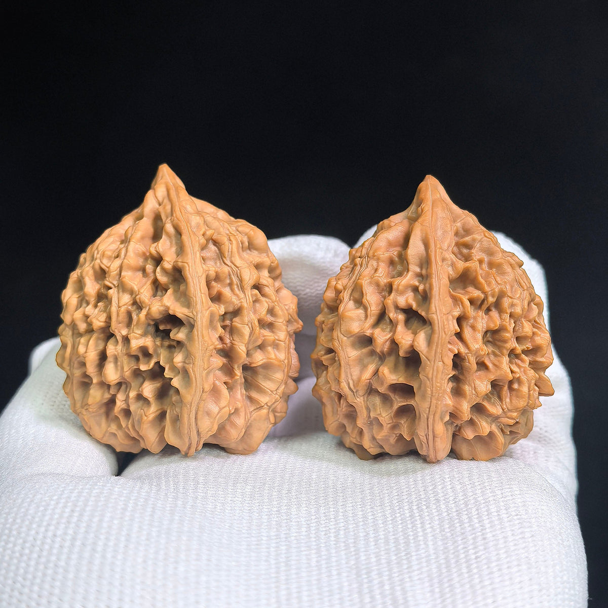 Classic Official Hat Wenwan Walnut Pair | 40.0mm × 36.0mm | GM-SY1I0 - ThePatinaProject