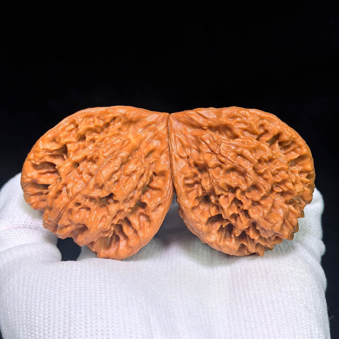 Collector Grade Qilin-Pattern Three-Ridged “Mercedes Star” Scholar Walnut Pair — 45.0mm x 44.0mm | QLWSN-CWA5E - ThePatinaProject