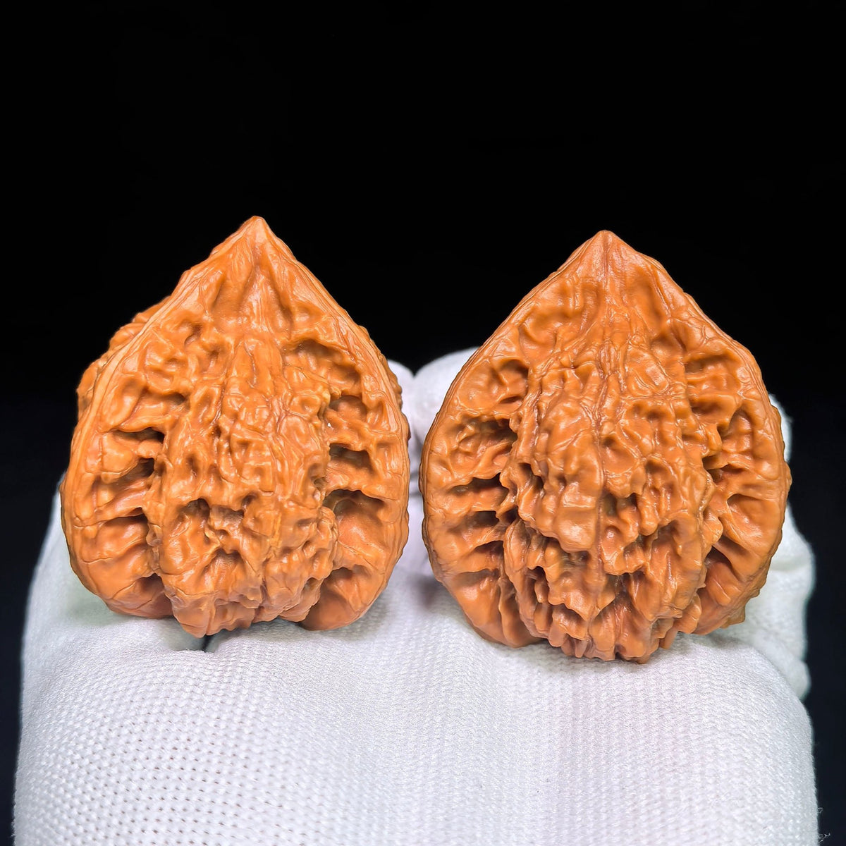 Collector Grade Qilin-Pattern Three-Ridged “Mercedes Star” Scholar Walnut Pair — 45.0mm x 44.0mm | QLWSN-CWA5E - ThePatinaProject