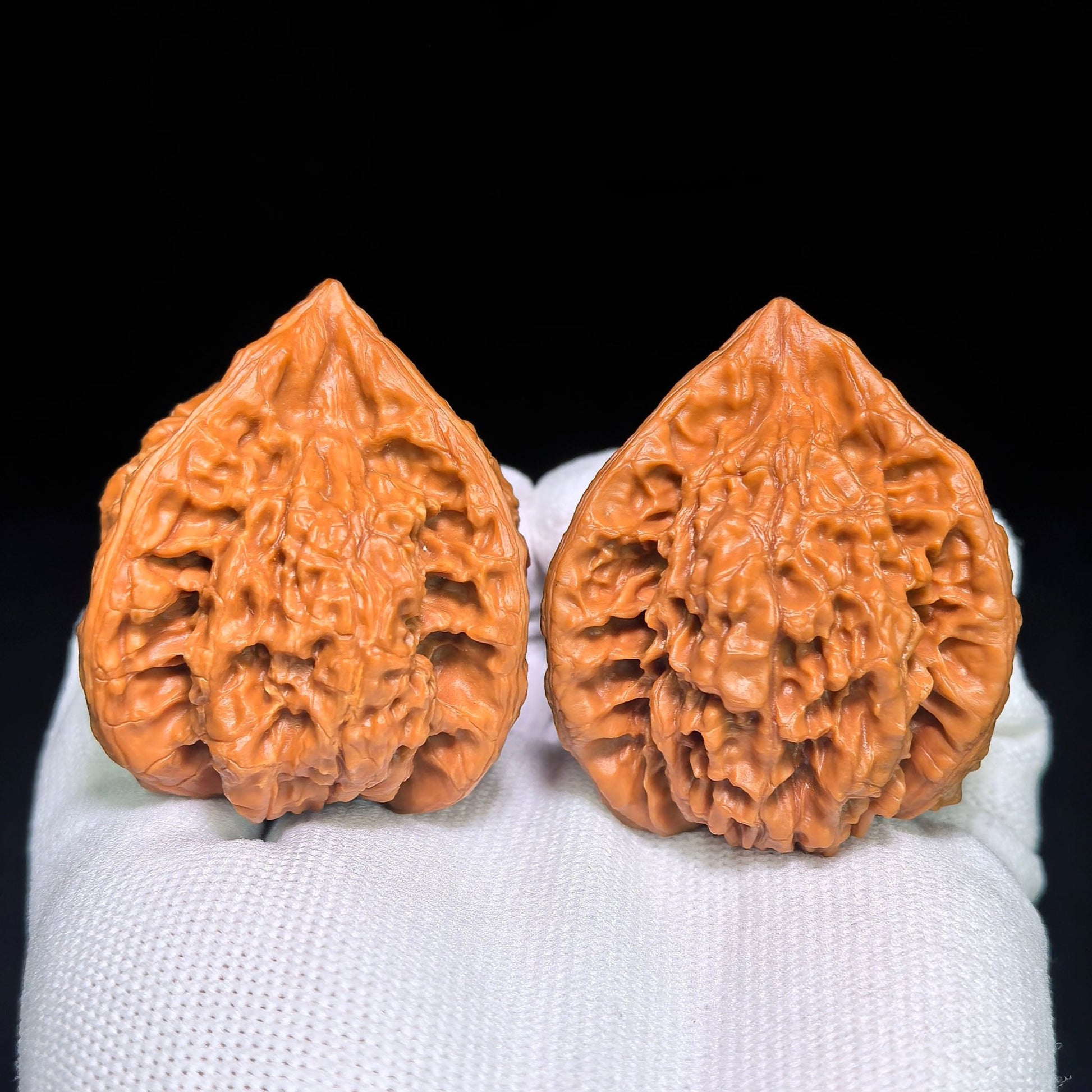 Collector Grade Qilin-Pattern Three-Ridged “Mercedes Star” Scholar Walnut Pair — 45.0mm x 44.0mm | QLWSN-CWA5E - ThePatinaProject