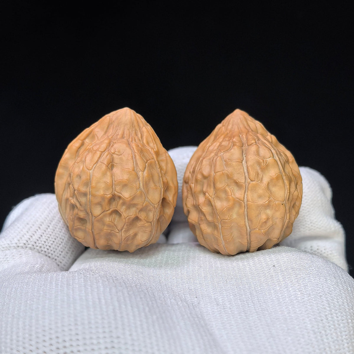 Compact Turtle-Shell Pattern Wenwan Walnut Pair — 31.0mm x 35.0mm | GJW-1101 - ThePatinaProject