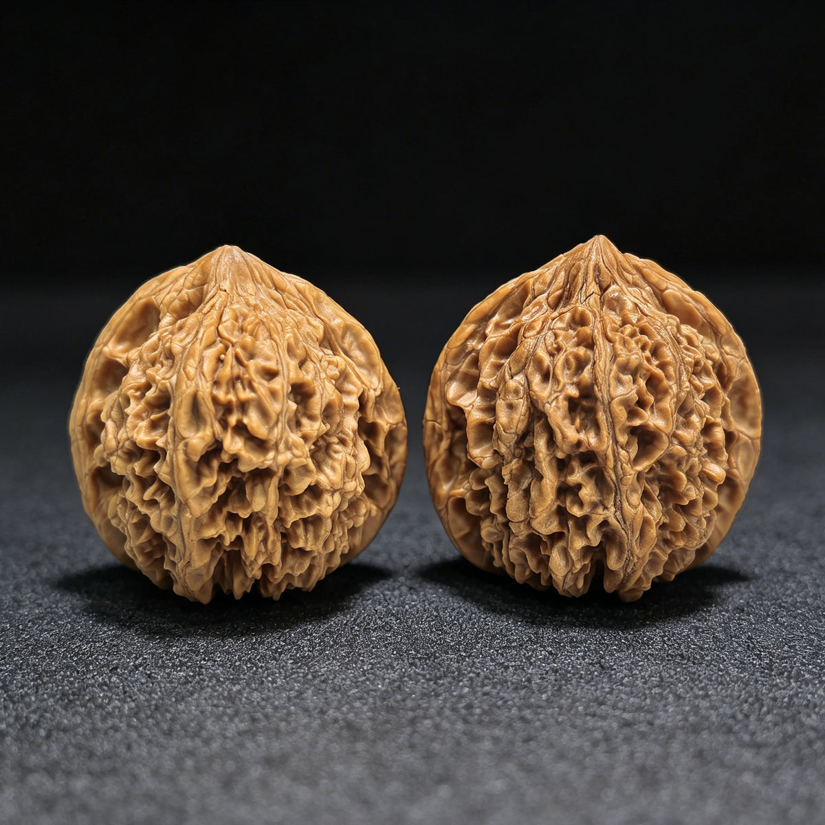 "Concave Base Peach Heart Starry Sky" Taoxin Aodi Mantianxing MTX-1407 Low-Profile Wenwan Walnuts Pair | 40.0mm x 37.0mm | MTX-1407 - ThePatinaProject
