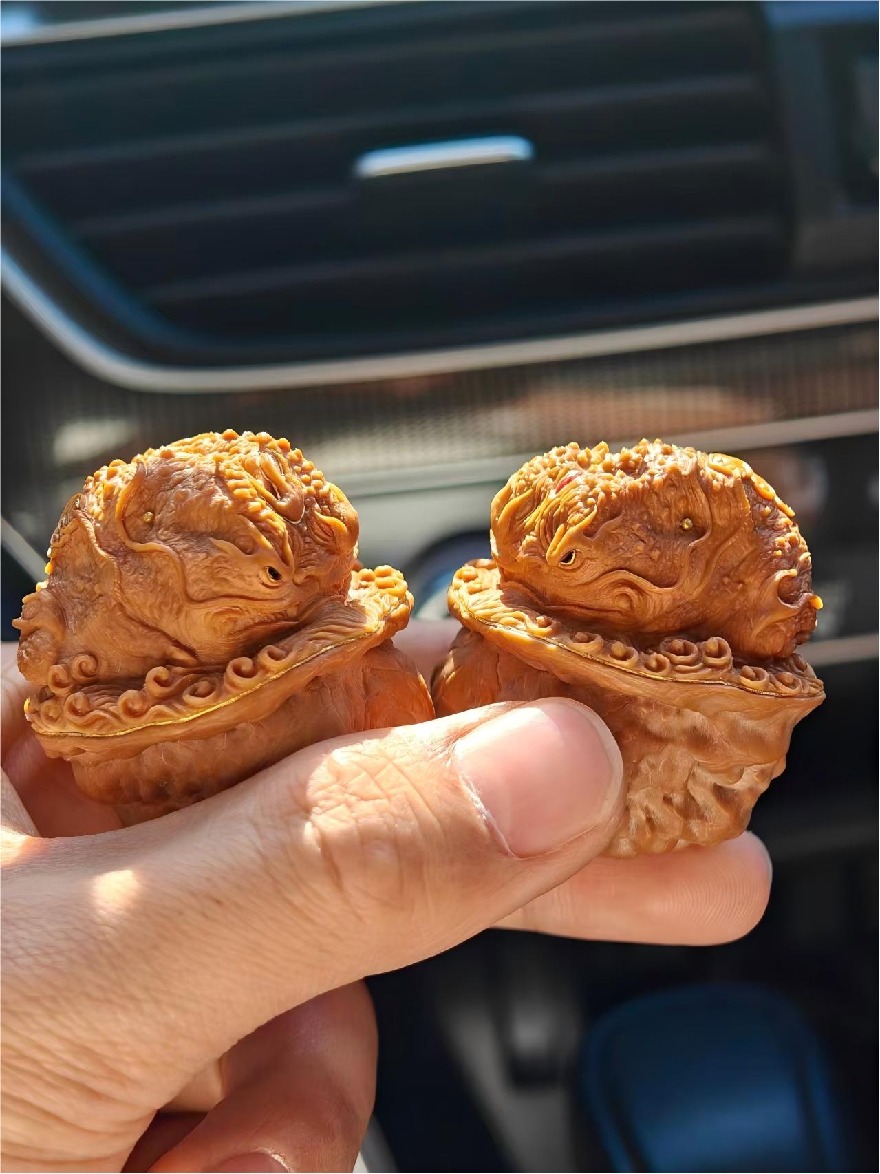 The "Imperial Gold" Collection: Master-Carved Jin Chan with 24K Gold & Gemstone Inlay (1 of 1)