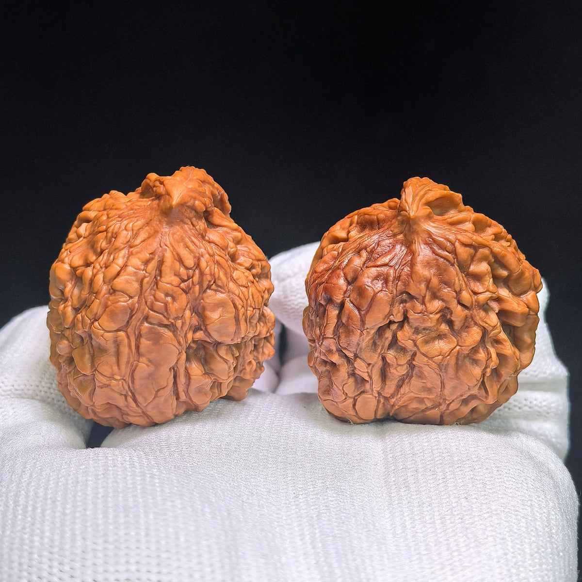 "Eagle on the Mountain Top x Official Seal" Guanguan Zuoshandiao GMZSD-001 Collector Wenwan Walnuts Pair | 40.0mm x 38.0mm | GMZSD-001 - ThePatinaProject