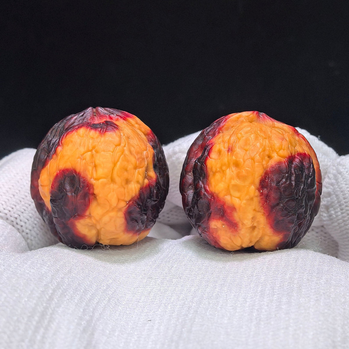"Earth-Muffled Rainbow Little Flat-Top Toad" (Qi Cai Xiao Ping Tou Chan Di Men) Scholar Walnuts Pair | 25.0mm x 30.0mm | Miniature Pocket Format (Shou Nian) | Stock ID: QCCDM-101SY - ThePatinaProject