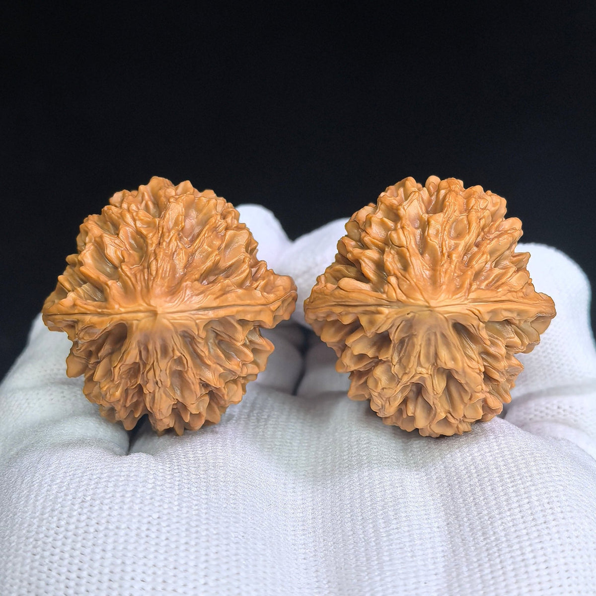Fortune Mouse Wenwan Walnut Pair – Compact Round Deep-Textured Form | 38.0mm × 38.0mm | ZCS-SY1E8 - ThePatinaProject