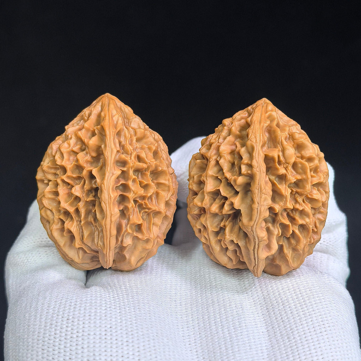 Fortune Mouse Wenwan Walnut Pair – Compact Round Deep-Textured Form | 38.0mm × 38.0mm | ZCS-SY1E8 - ThePatinaProject