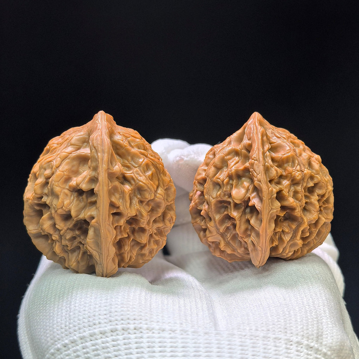 "Golden Kylin" Jinqilin Wenwan Walnuts (Pair) | 41.0mm x 38.0mm | Stock ID: JQL-1403 - ThePatinaProject