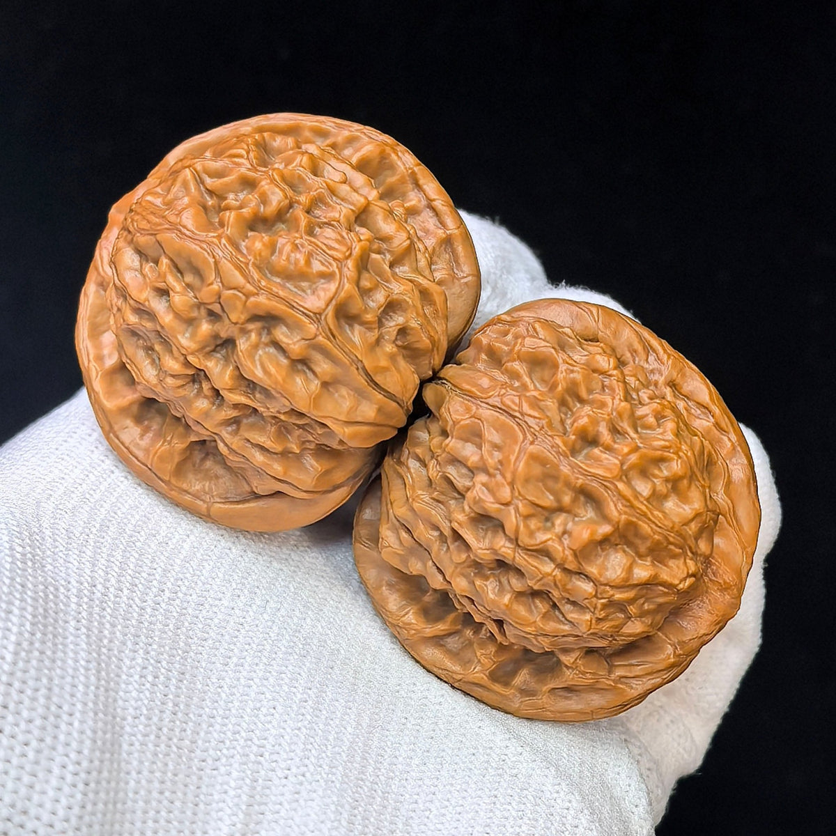 "Golden Qilin" Jin Qilin JQL-SY1F6 Low-Profile Wenwan Walnuts Pair | 42.0mm x 42.0mm | JQL-SY1F6 - ThePatinaProject
