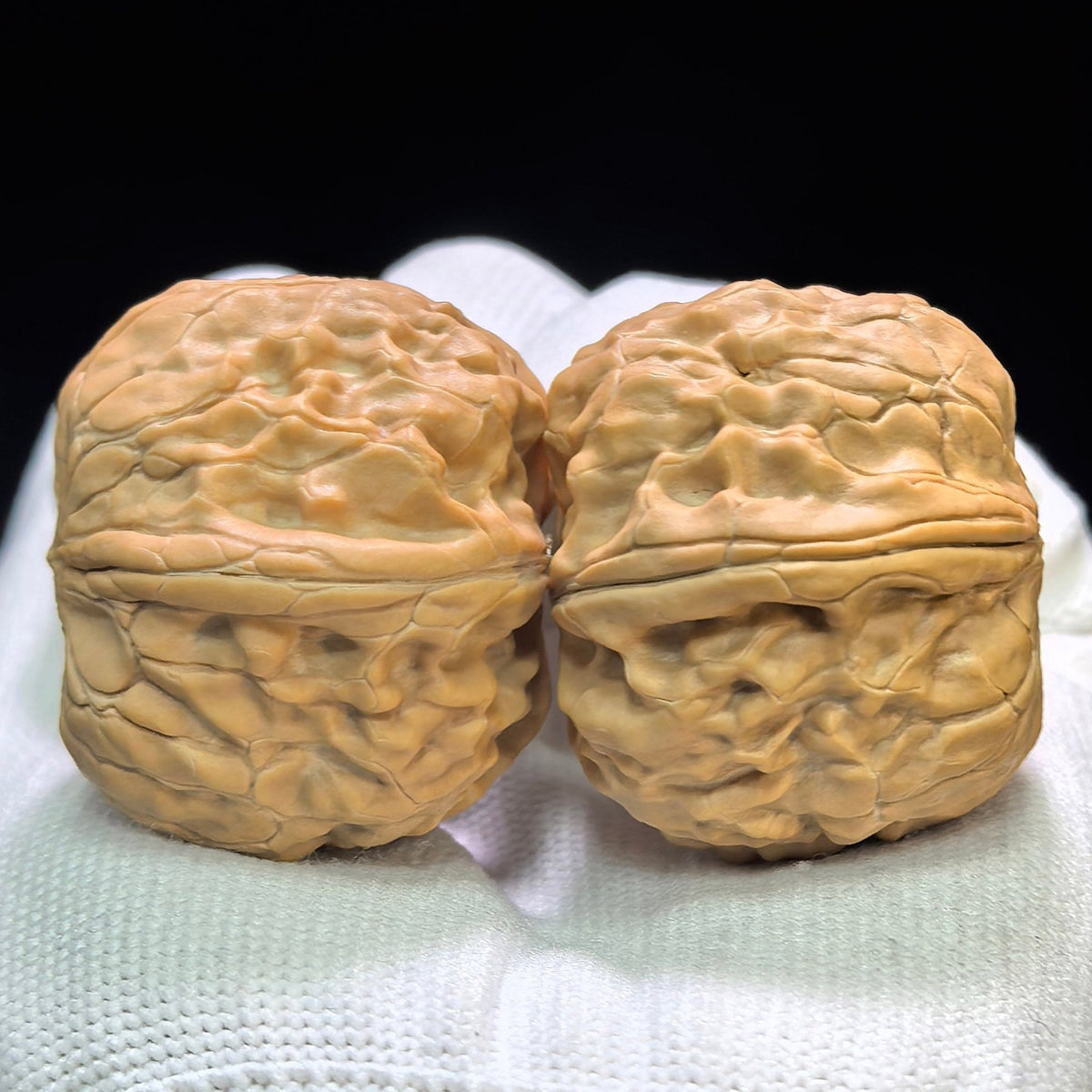 "Golden Toad Vessel" Jinchanzun JCZ-1602 Low-Profile Wenwan Walnuts Pair | 35.0mm x 38.0mm | JCZ-1602 - ThePatinaProject