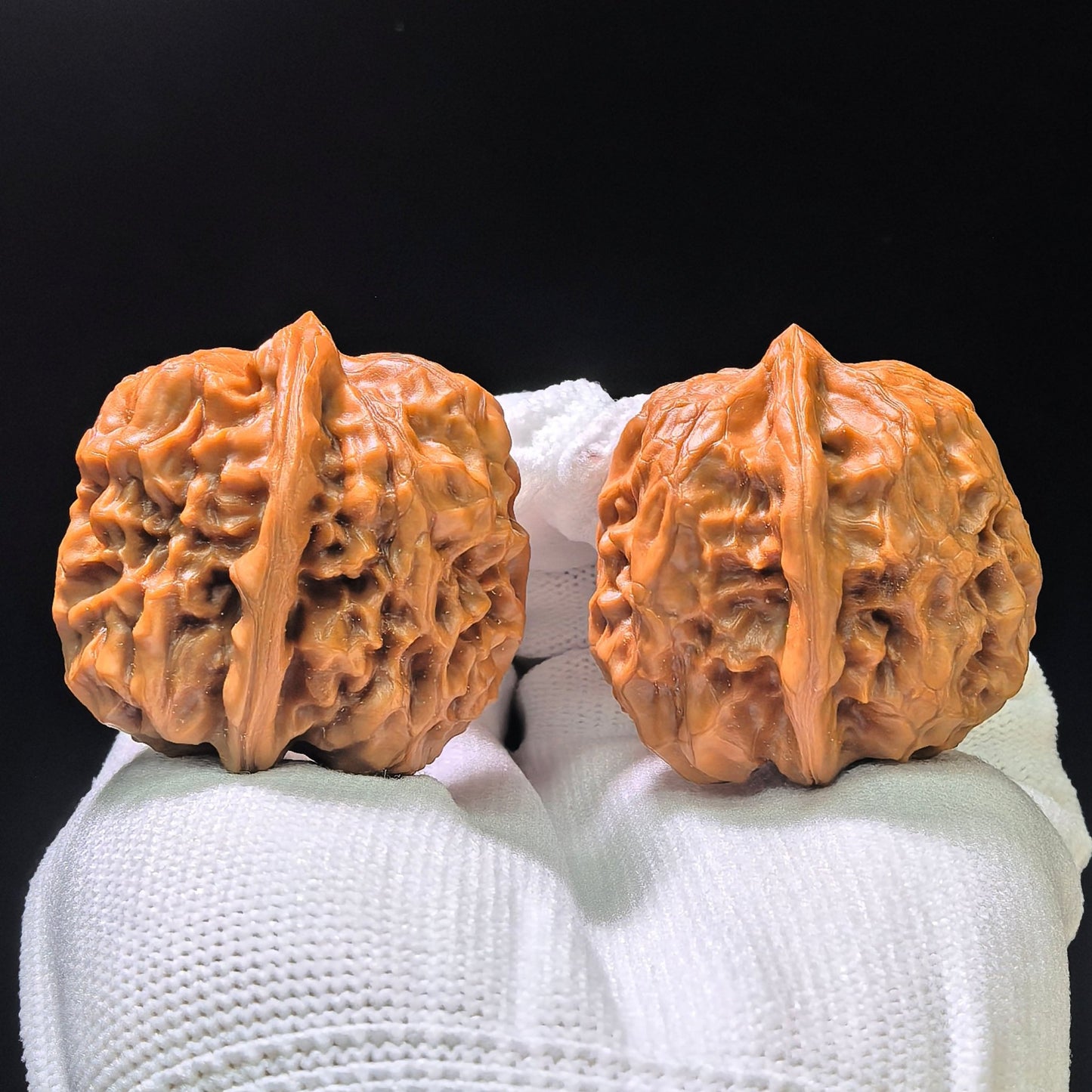 "Golf Ball" Gaoerfu Low-Profile Wenwan Walnuts Pair | 34.0mm x 37.0mm | GEF-1101 - ThePatinaProject