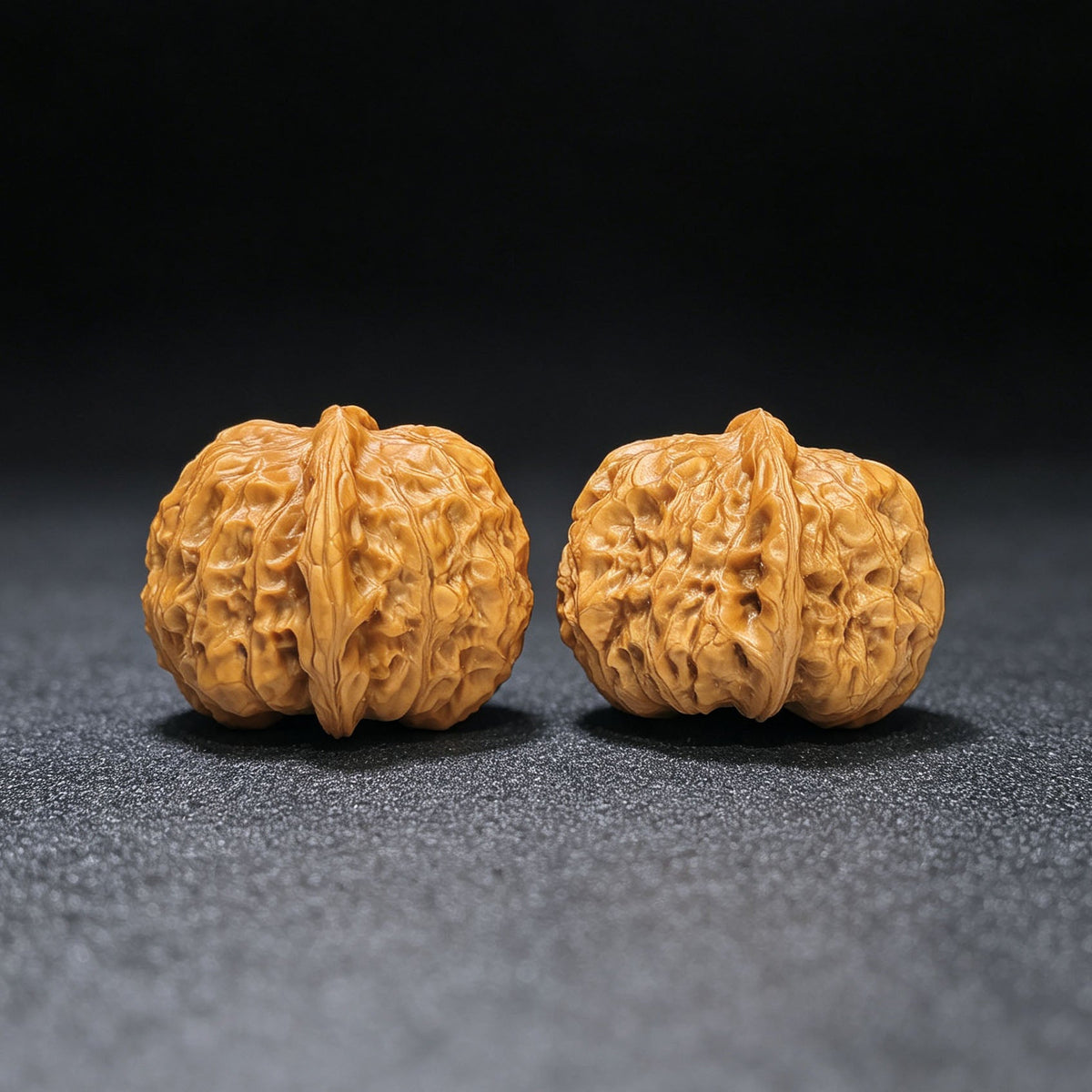 “Gongqiao” Concave-Base Mini Pumpkin Wenwan Walnut Pair | 36.0mm × 41.0mm | BDXNG-17H6 - ThePatinaProject