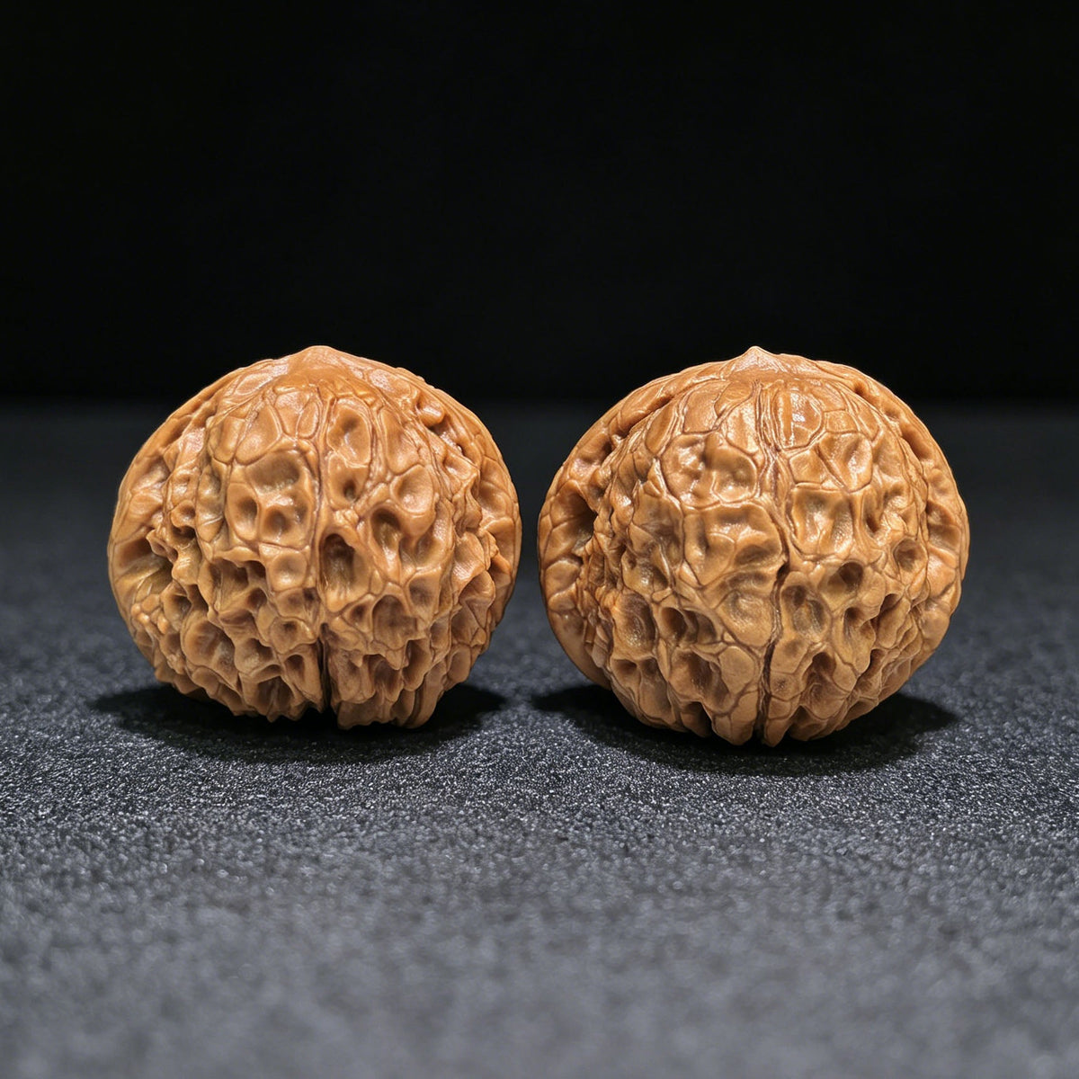 "Grand Reunion" Datuanyuan Wenwan Walnuts Pair | 43.0mm x 44.0mm | TY-1501C - ThePatinaProject