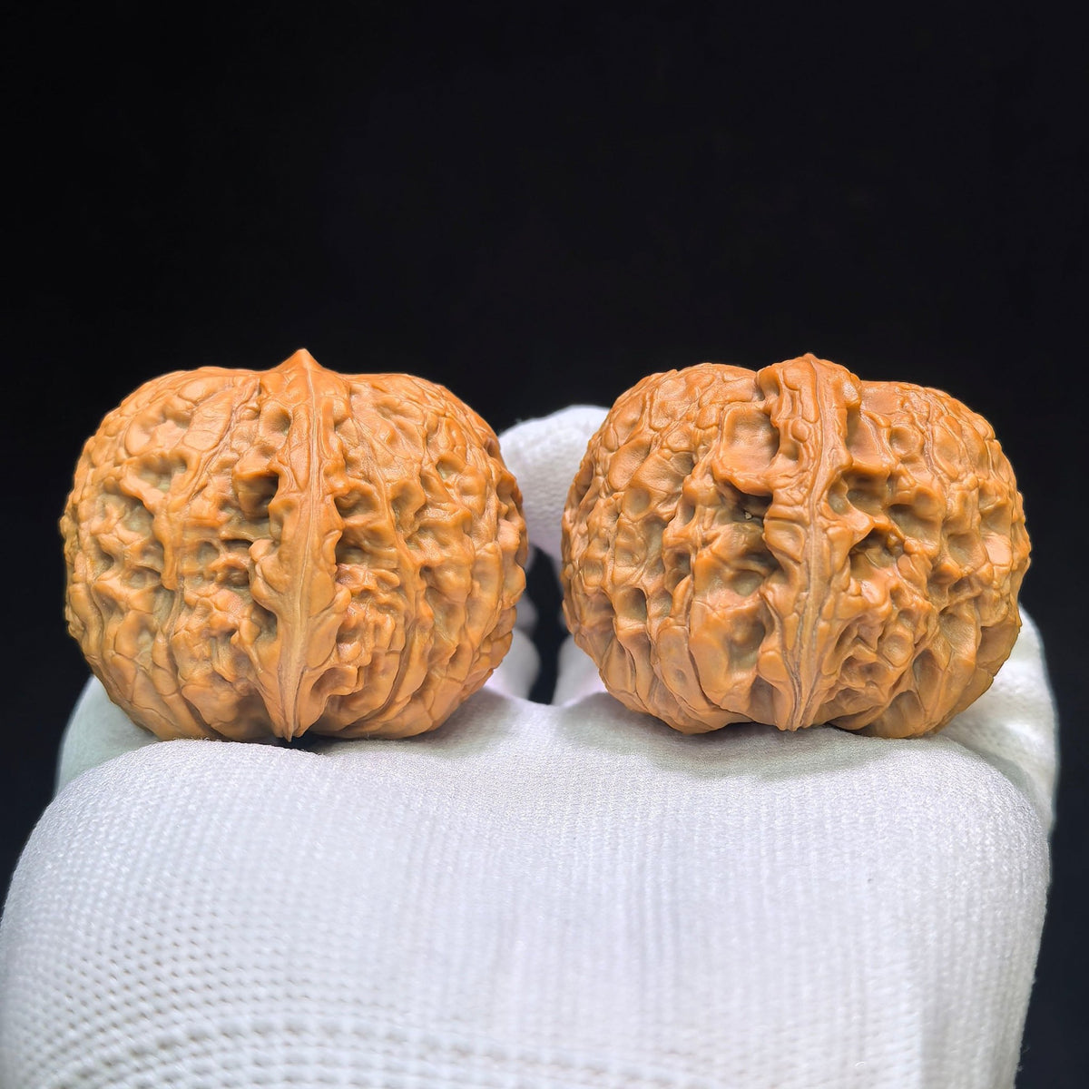 "Grand Reunion" Datuanyuan Wenwan Walnuts Pair | 45.0mm x 45.0mm | DTY-1551C - ThePatinaProject