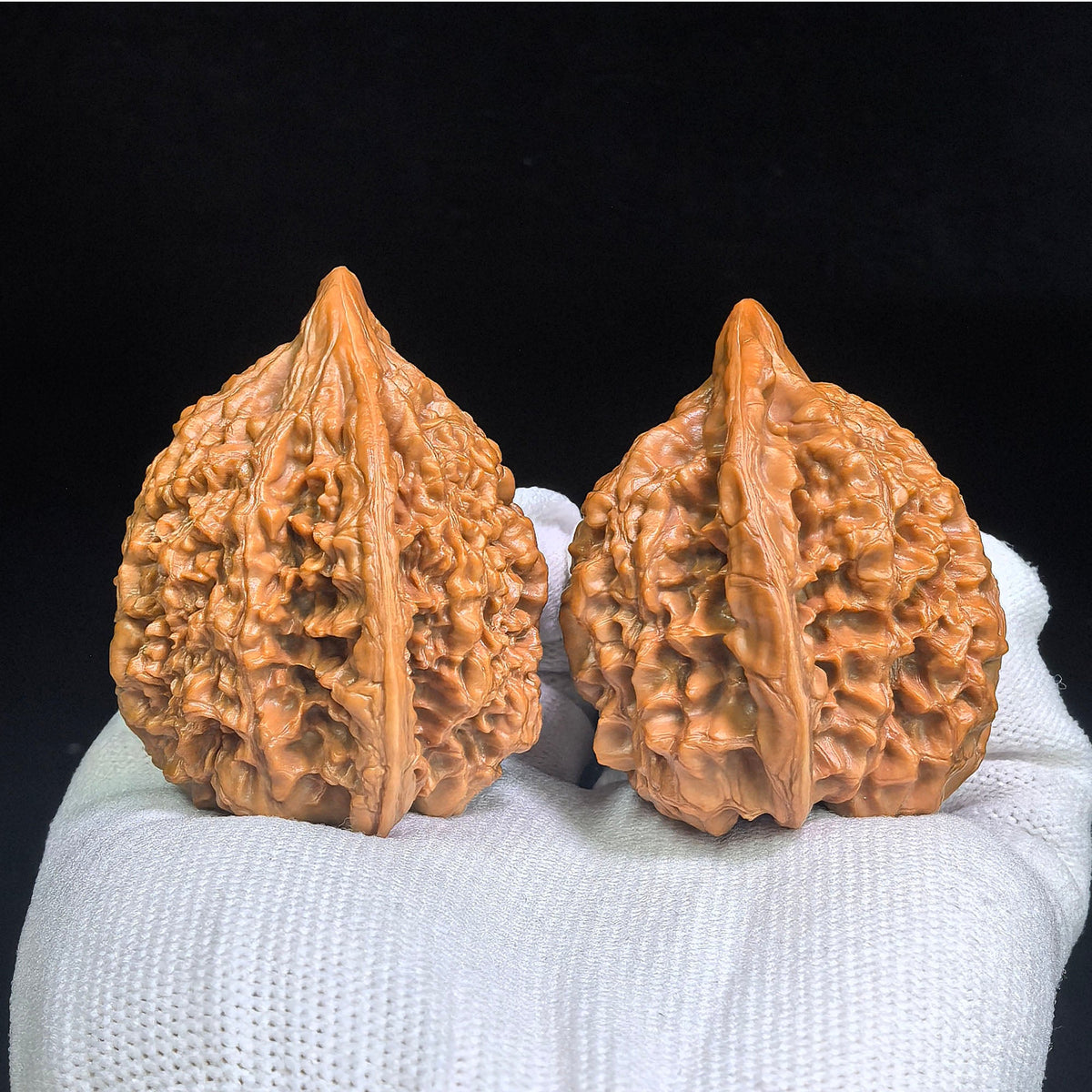 "Guan Mao Wu Gui Bei / Official Hat Turtle Back" Heirloom Collection Wenwan Walnuts Pair | 47.0mm x 41.0mm | GMWB-C1C6E - ThePatinaProject