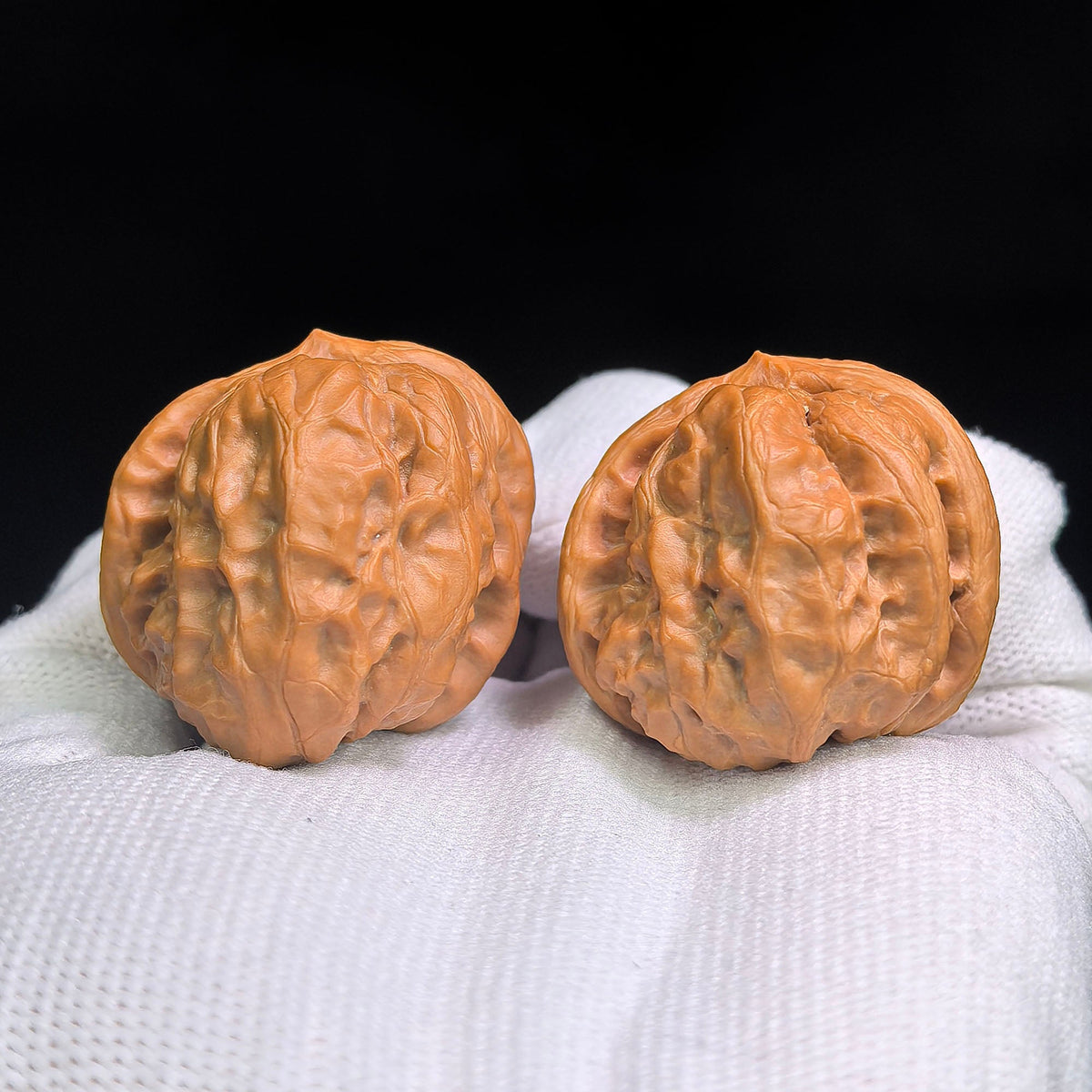 "Ha Ma Tou Shun Feng Er / Frog Head Wind-Listening Ear" Heirloom Collection Wenwan Walnuts Pair | 33.0mm x 37.0mm | HMSF-C1C7E - ThePatinaProject