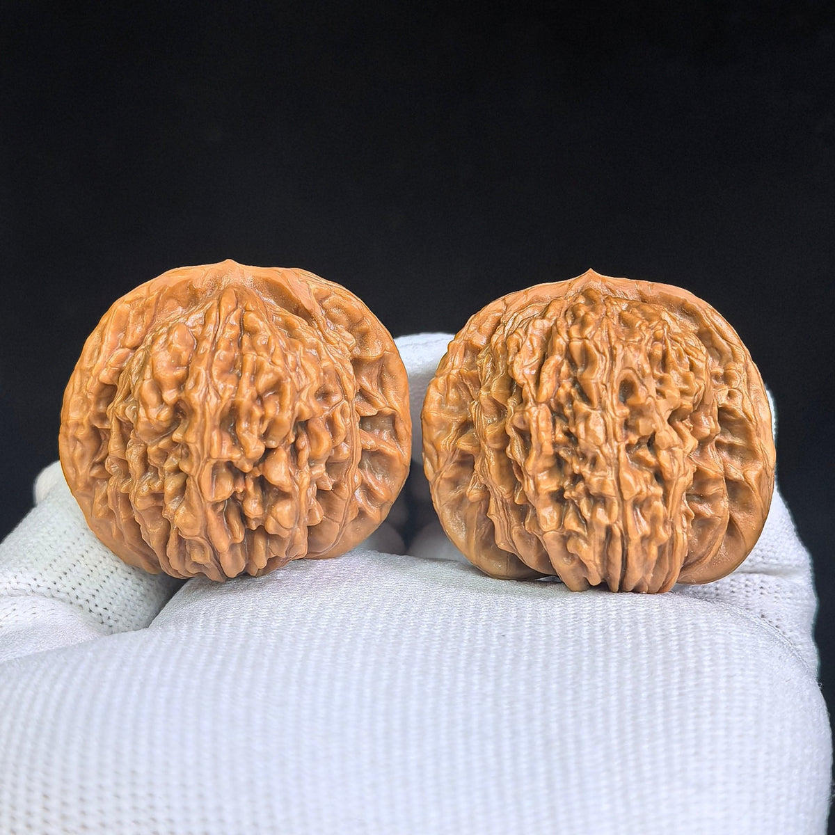 "Han High Tower" Hangao Lou HGL-SY1A3 Low-Profile Wenwan Walnuts Pair | 39.0mm x 34.0mm | HGL-SY1A3 - ThePatinaProject