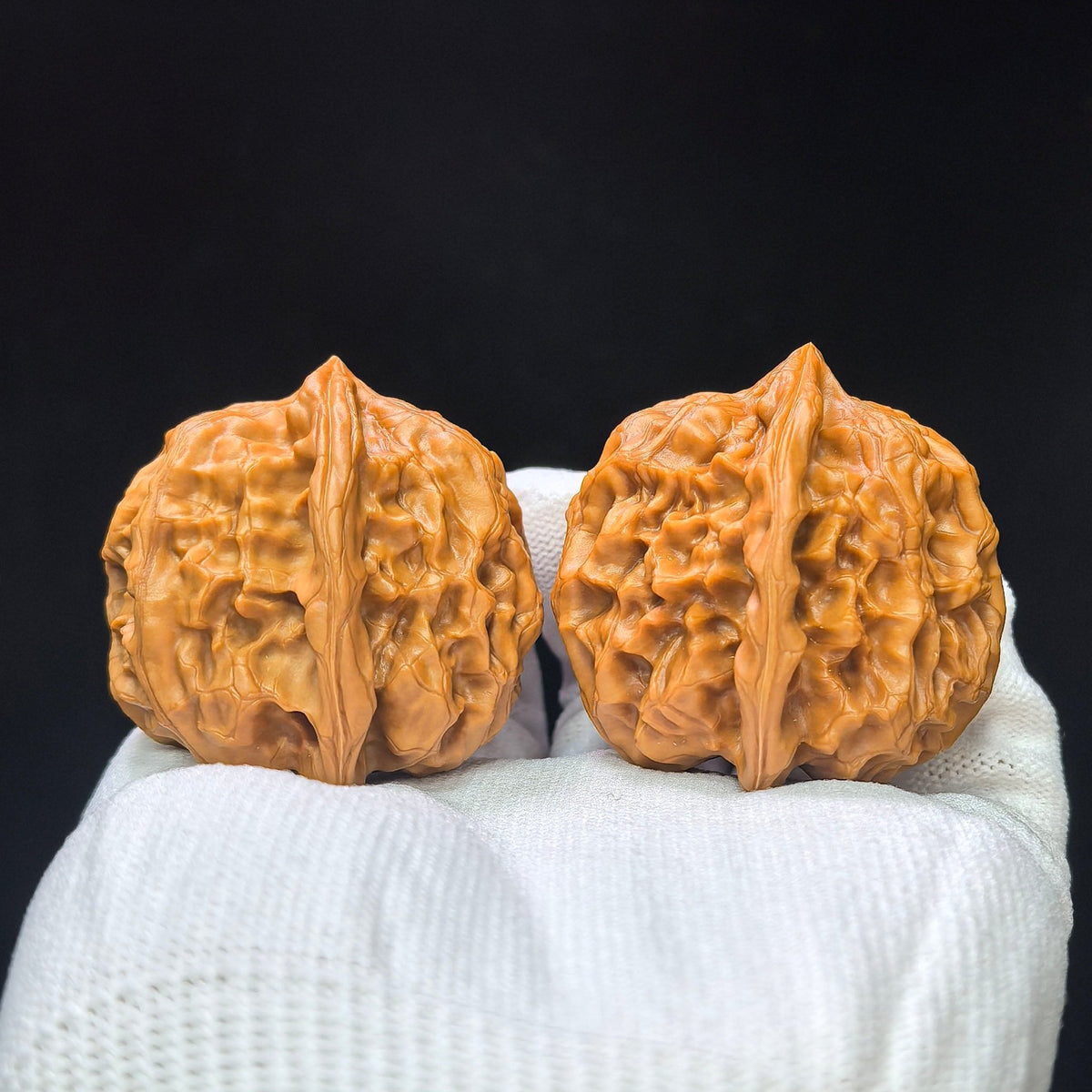 He Zun Wenwan Walnuts Pair | Rare Variety | 38.0mm × 43.0mm | HZ-1102 - ThePatinaProject