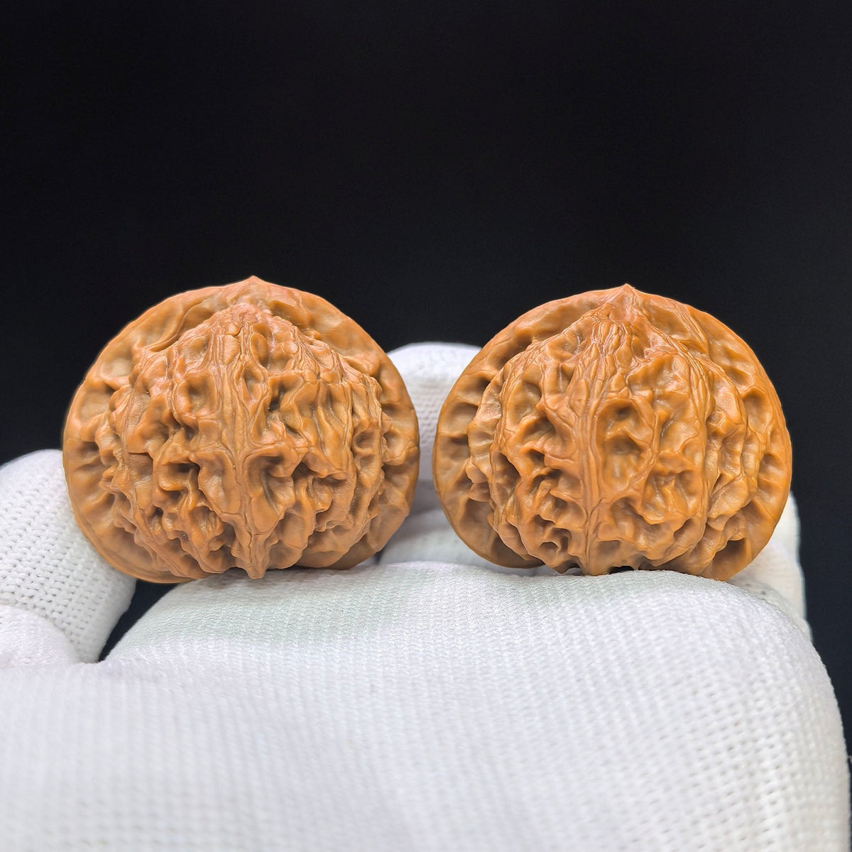 Heart-Shaped Broad-Rimmed Palace Lantern Wenwan Walnut Pair — 38.0mm x 36.0mm | GD-1109 - ThePatinaProject