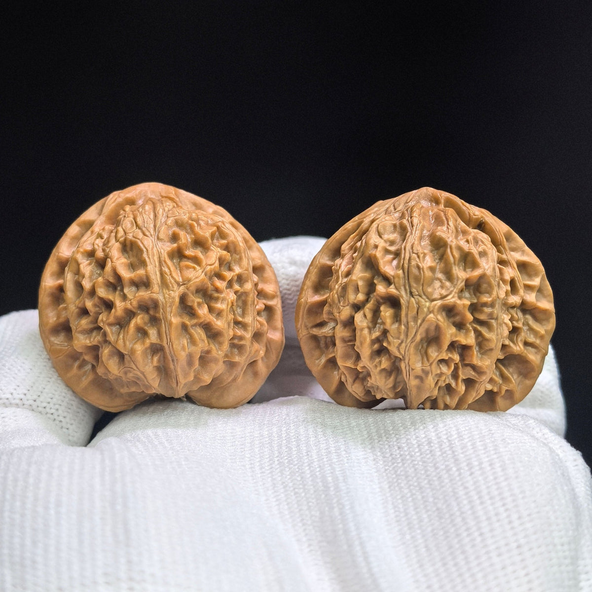Heart-Shaped Deep-Textured Palace Lantern Wenwan Walnut Pair — 39.0mm x 34.0mm | TXGD-17C3C - ThePatinaProject
