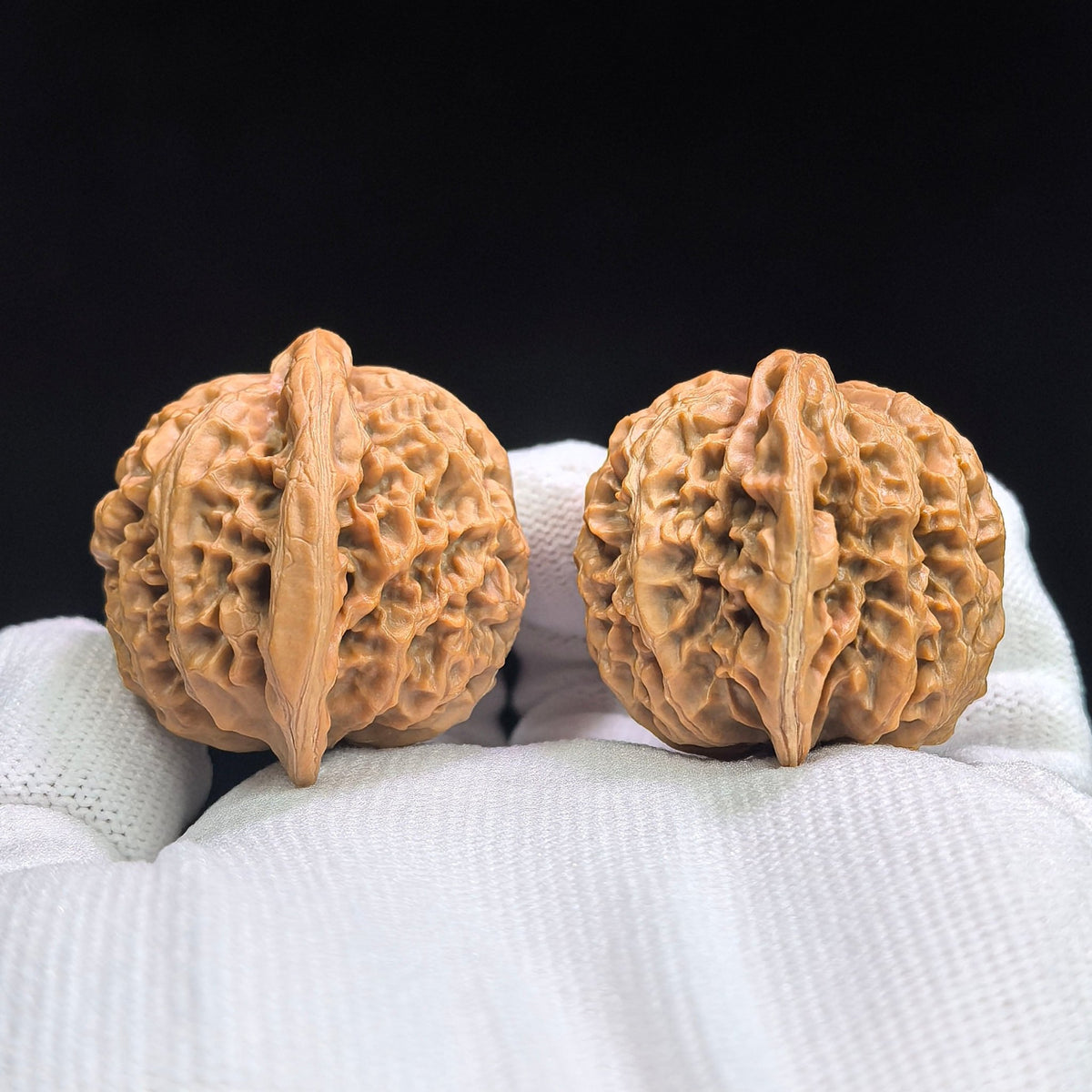 Heart-Shaped Deep-Textured Palace Lantern Wenwan Walnut Pair — 39.0mm x 34.0mm | TXGD-17C3C - ThePatinaProject