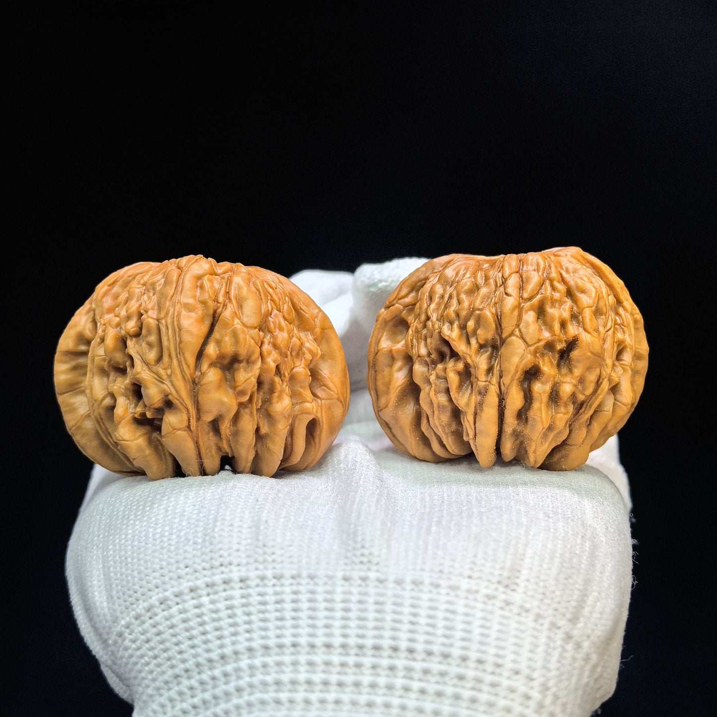 "Huakun Dragon" Huakunlong Low-Profile Wenwan Walnuts Pair | 46.0mm x 44.0mm | HKL-1502C - ThePatinaProject