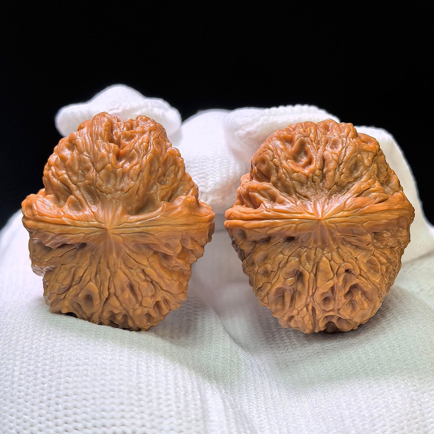 "Huangsongyu" (Huang Song Yu) Wild Niche Scholar Walnuts Pair | Compact 31.0mm x 35.0mm | Deep-Belly Pocket Format | Stock ID: HSY-1101 - ThePatinaProject
