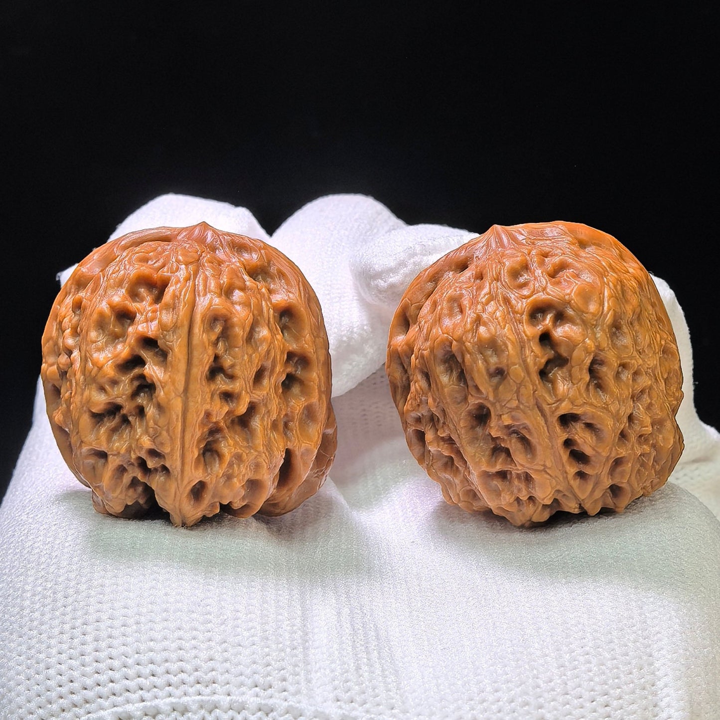 "Huangsongyu" (Huang Song Yu) Wild Niche Scholar Walnuts Pair | Compact 31.0mm x 35.0mm | Deep-Belly Pocket Format | Stock ID: HSY-1101 - ThePatinaProject