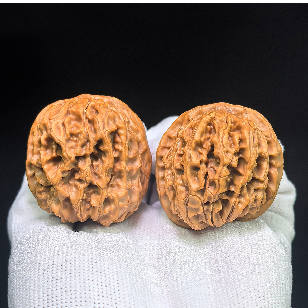 “Hundred Beasts” Tian Can Jiao Wenwan Walnut Pair | Wild Sculptural Form | 39.0mm × 43.0mm | BSTC-C1D7E - ThePatinaProject