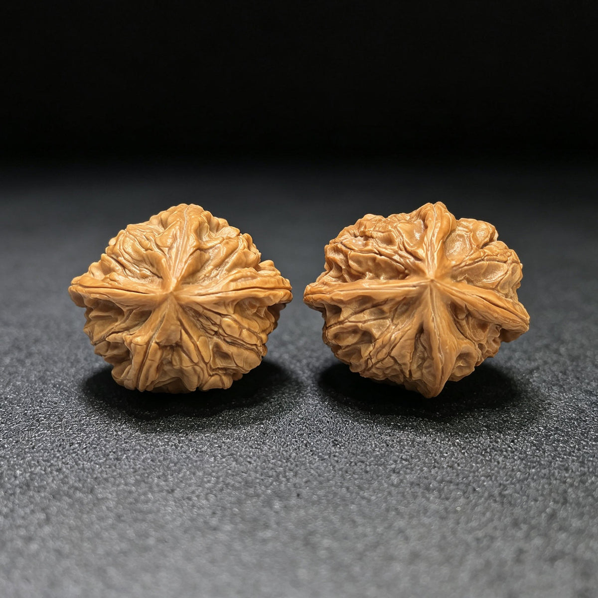 "Imperial Jade Seal Horizontal Cross" Yuxi Sileng Hengshizi Four-Ribbed Wenwan Walnuts Pair | 31.0mm x 36.0mm | YSFN-C2211E - ThePatinaProject