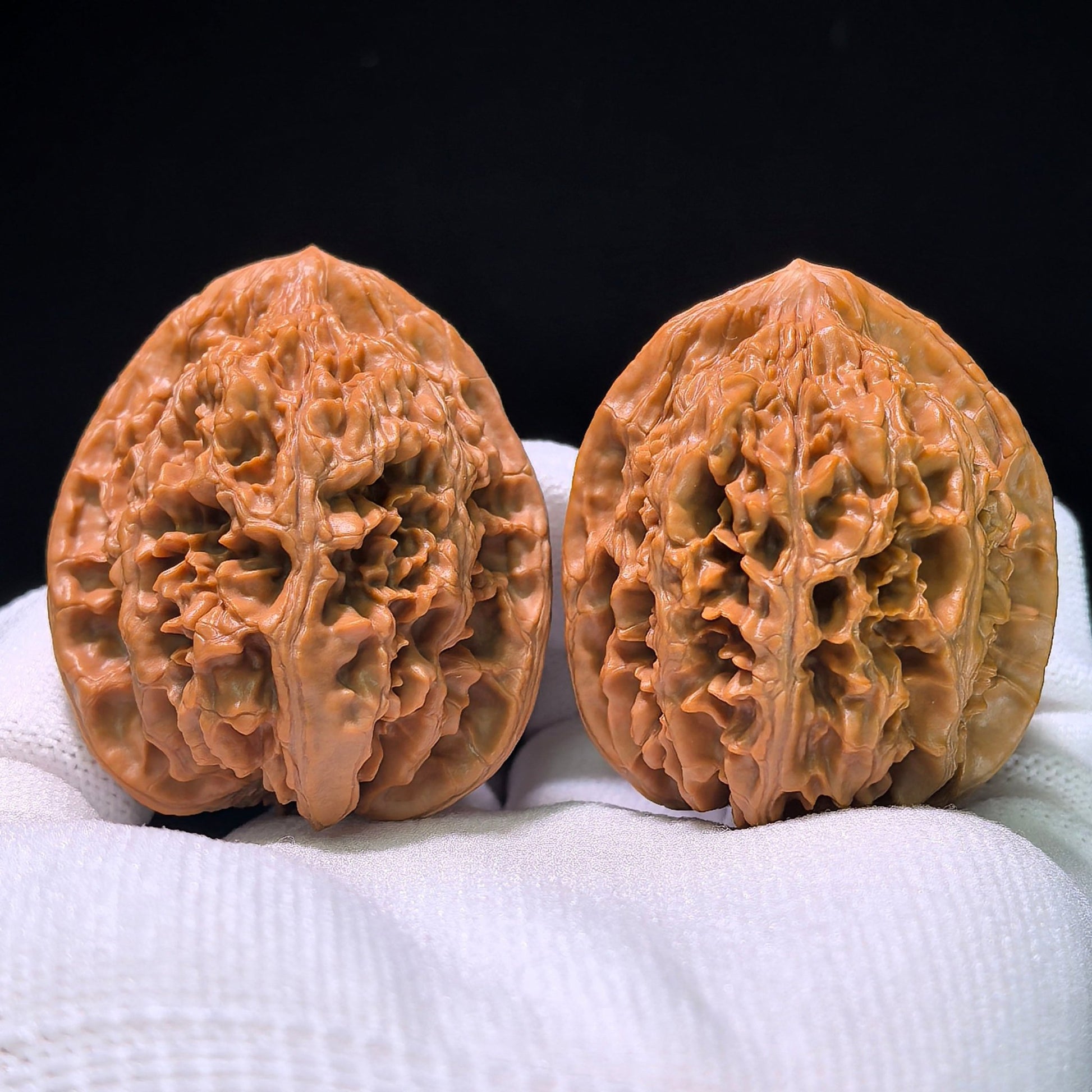 Jade Kirin (Yu Qi Lin) Balanced Square-Base Pair | 40.0mm x 40.0mm | YQL-1201C - ThePatinaProject