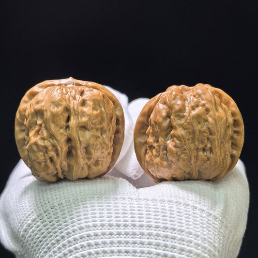 "Jade Toad Crystal Frog" Yuchan Shuijingwa Wenwan Walnuts (Pair) | 34.0mm x 35.0mm | Stock ID: W-1104 - ThePatinaProject