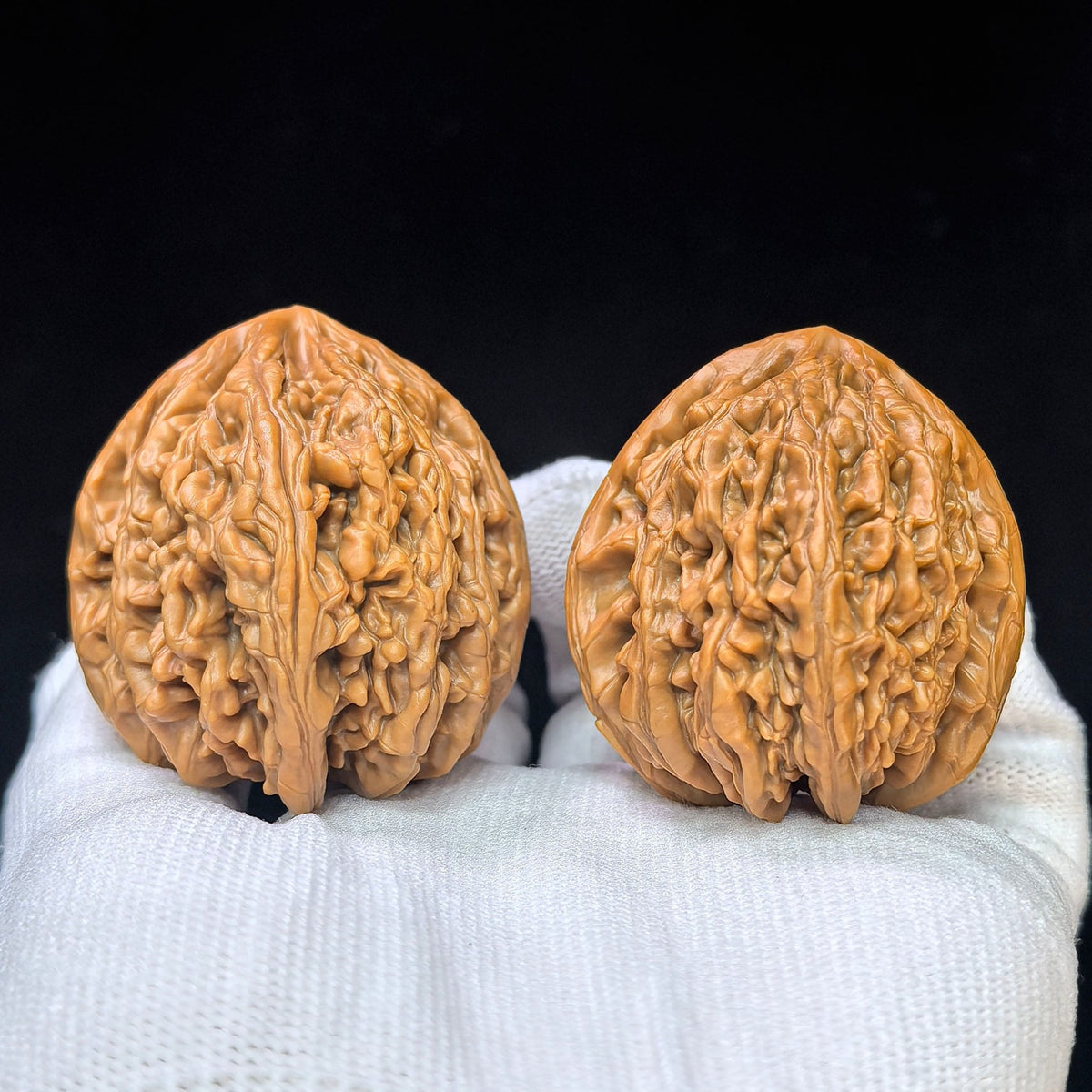 "Jixian Tiger Head King" Jixian Hutouwang JSHTW-SY1F1 Low-Profile Wenwan Walnuts Pair | 43.0mm x 45.0mm | JSHTW-SY1F1 - ThePatinaProject