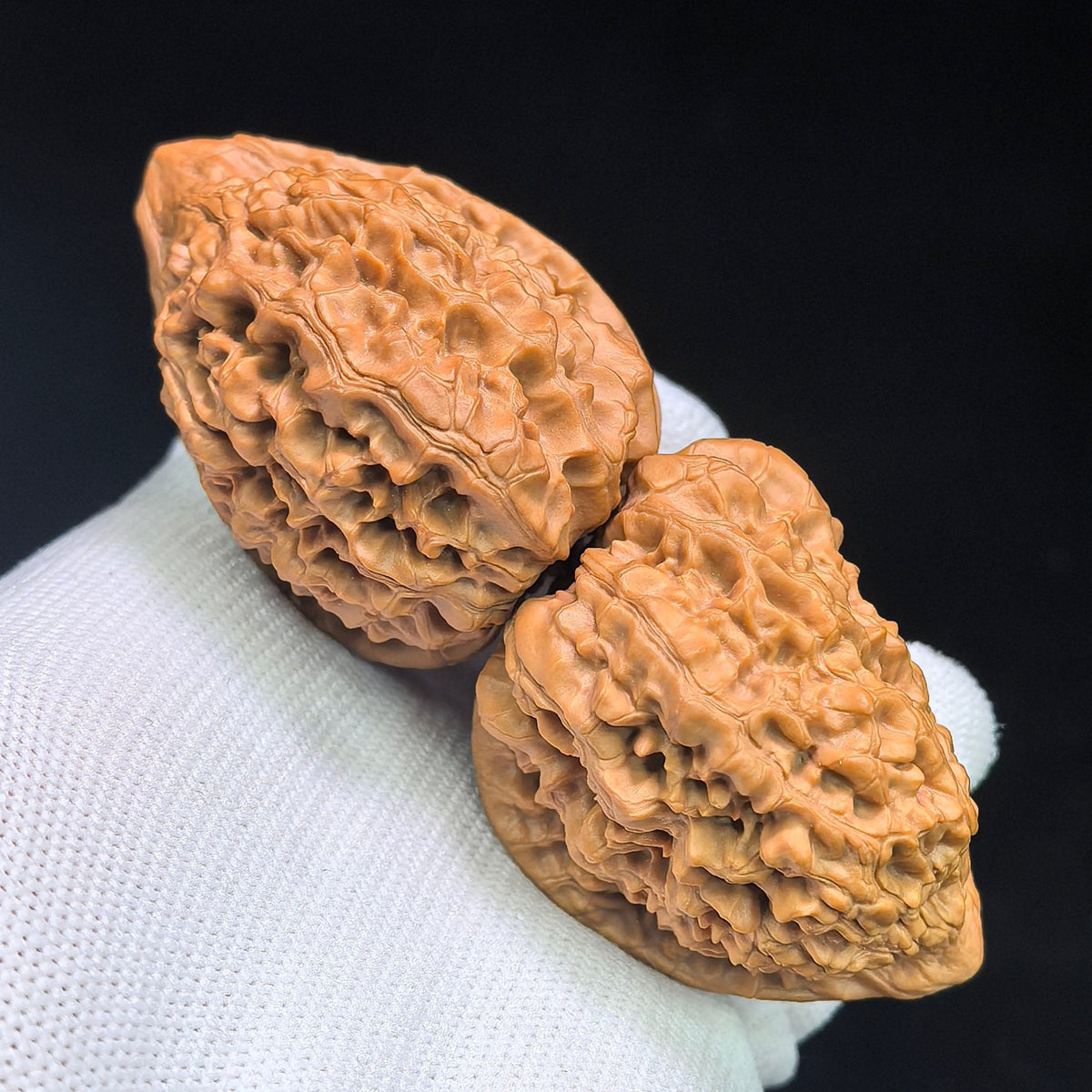 "Kylin Pattern Hedgehog" QLW-CG1A6E Collector Grade Wenwan Walnuts Pair | 37.0mm x 43.0mm | SKU: QLW-CG1A6E - ThePatinaProject