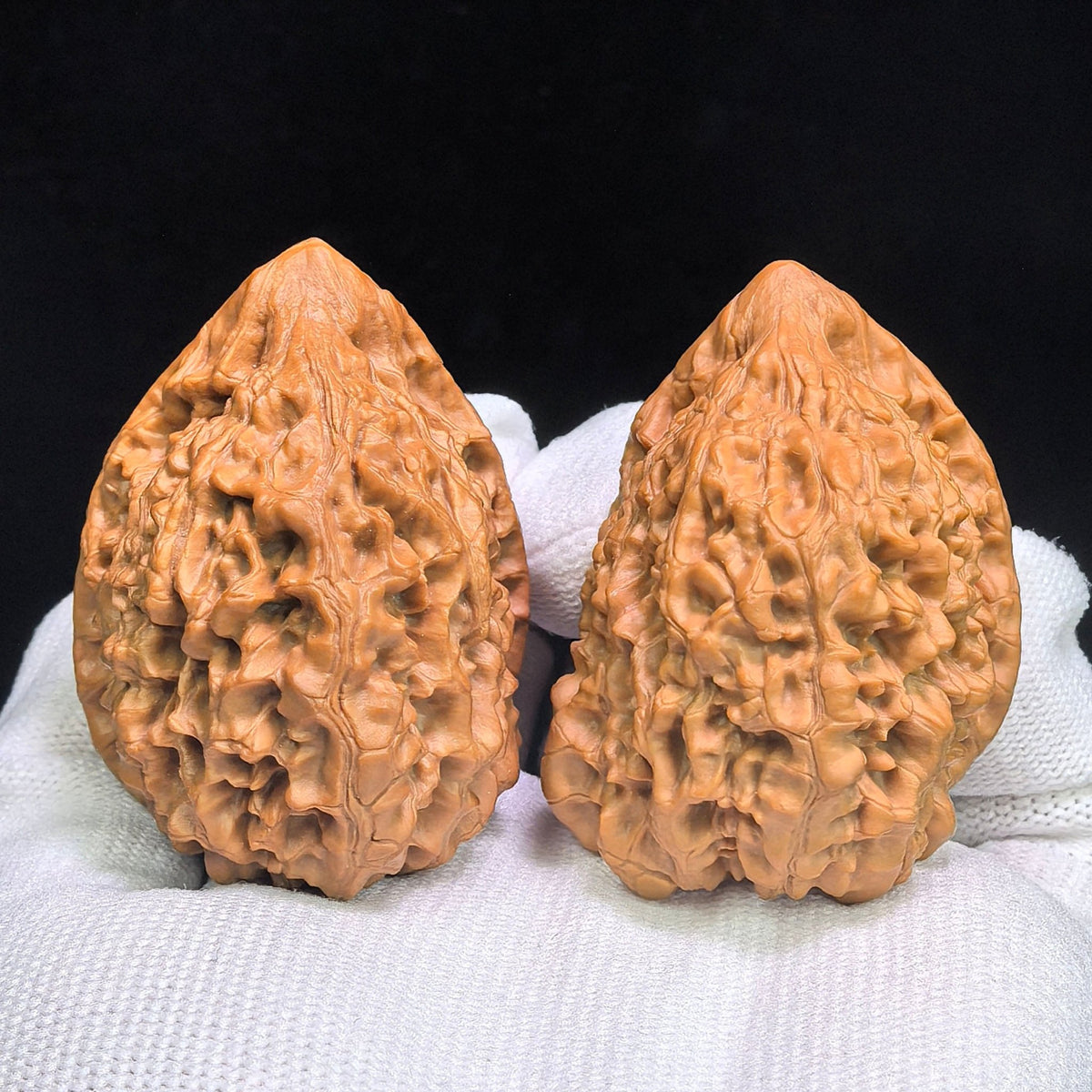 "Kylin Pattern Hedgehog" QLW-CG1A6E Collector Grade Wenwan Walnuts Pair | 37.0mm x 43.0mm | SKU: QLW-CG1A6E - ThePatinaProject