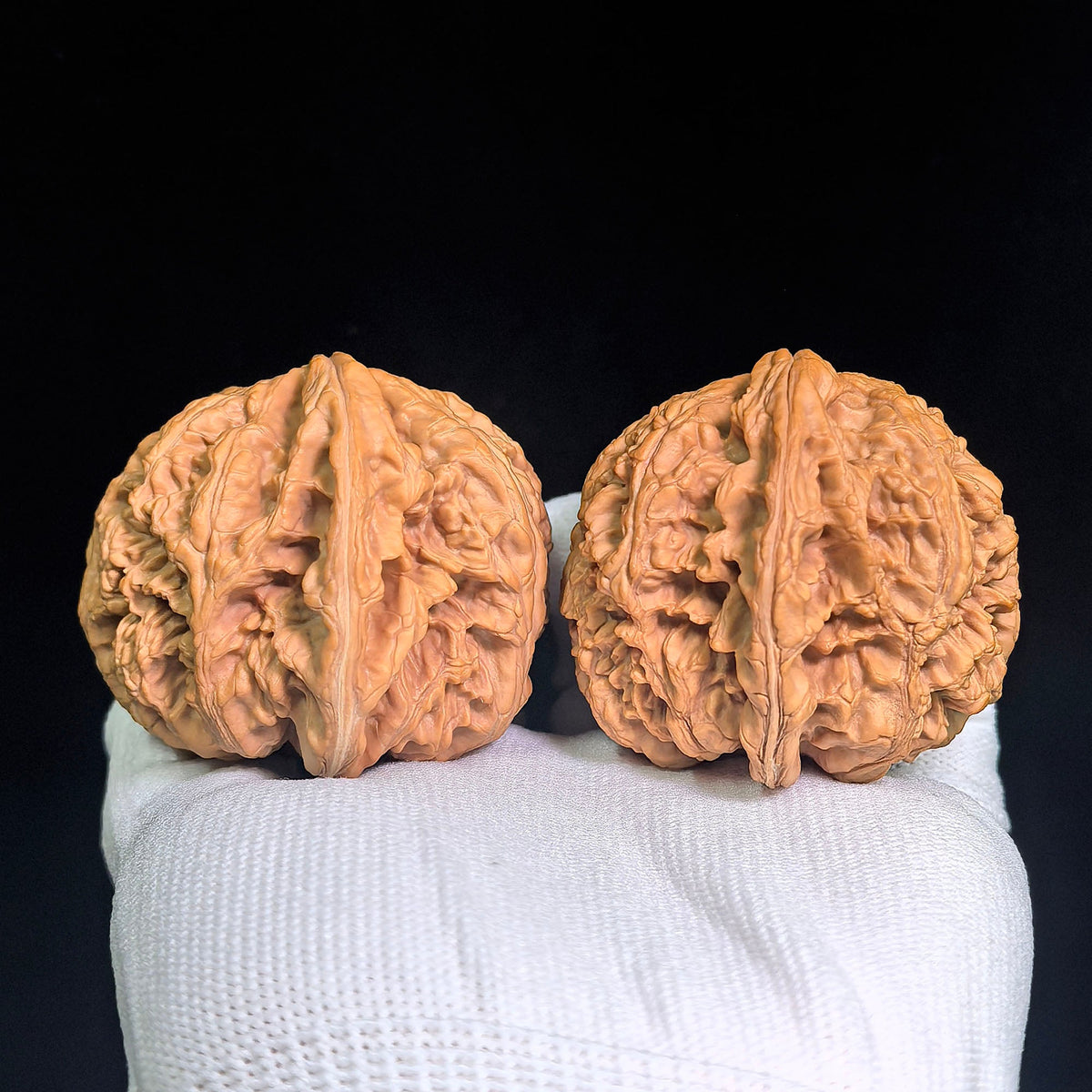 Large Dacujin Tiancanjiao Wenwan Walnuts Pair | Bold Coarse Ridge Texture | 51.0mm × 50.0mm | DCJTCJ-CWC6E - ThePatinaProject