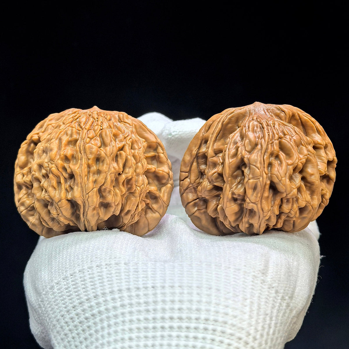 "Liger" Shihushou Low-Profile Wenwan Walnuts Pair | 49.0mm x 45.0mm | SFS-1501C - ThePatinaProject