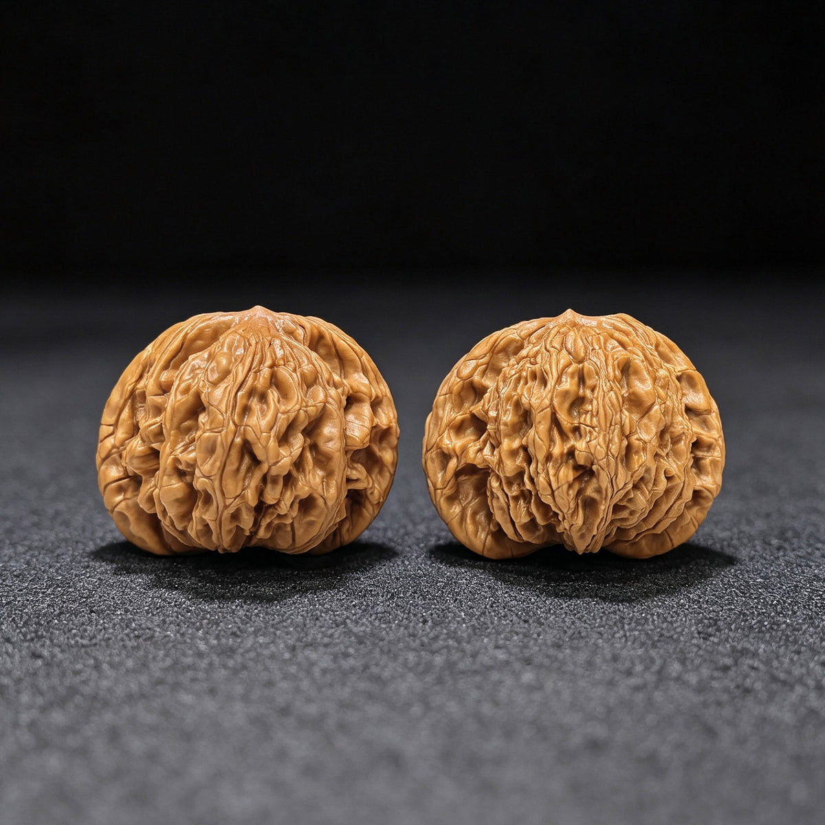"Liger" Shihushou Low-Profile Wenwan Walnuts Pair | 49.0mm x 45.0mm | SFS-1501C - ThePatinaProject