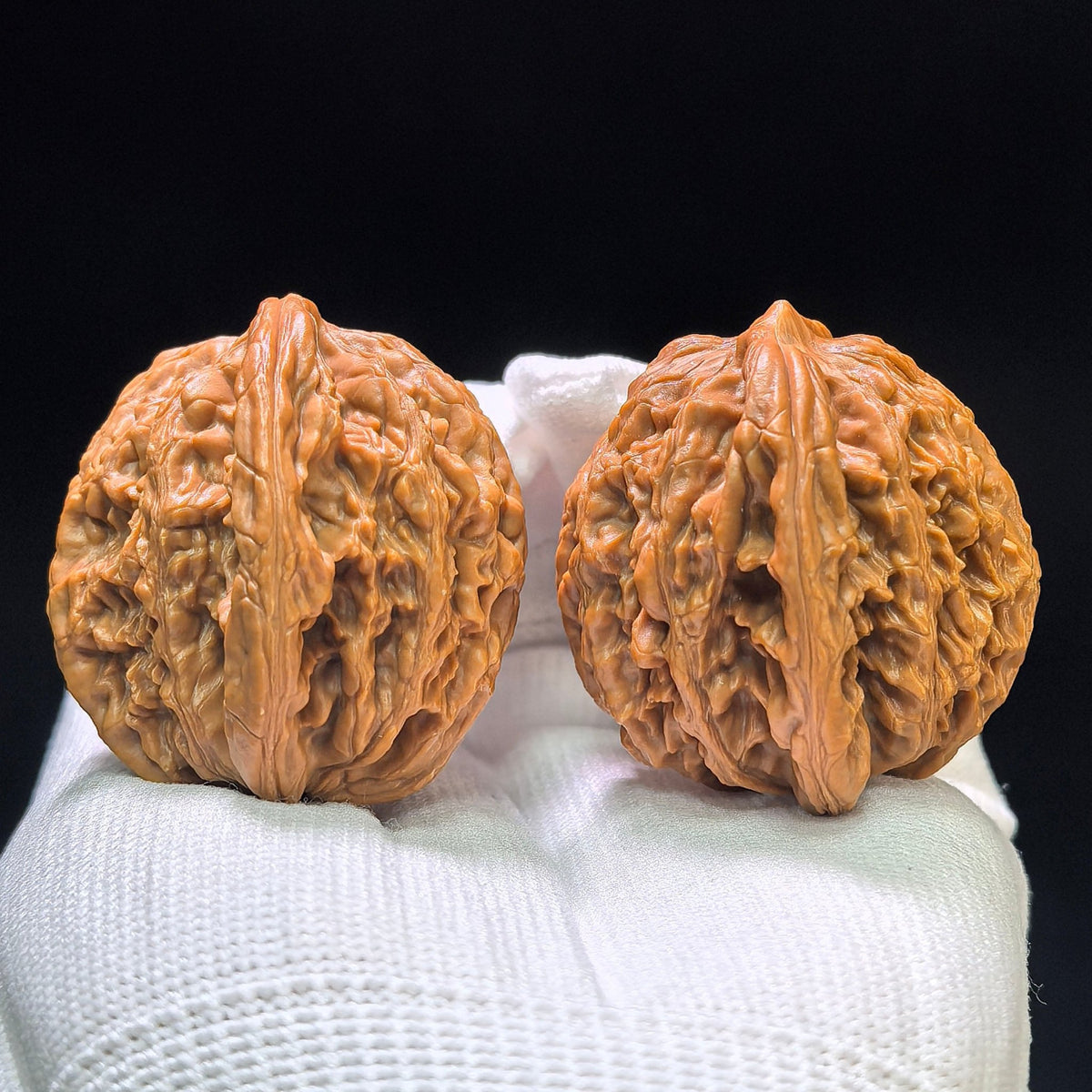 "Liger" Shihushou Wenwan Walnuts Pair | 40.0mm x 40.0mm | SHS-1101 - ThePatinaProject